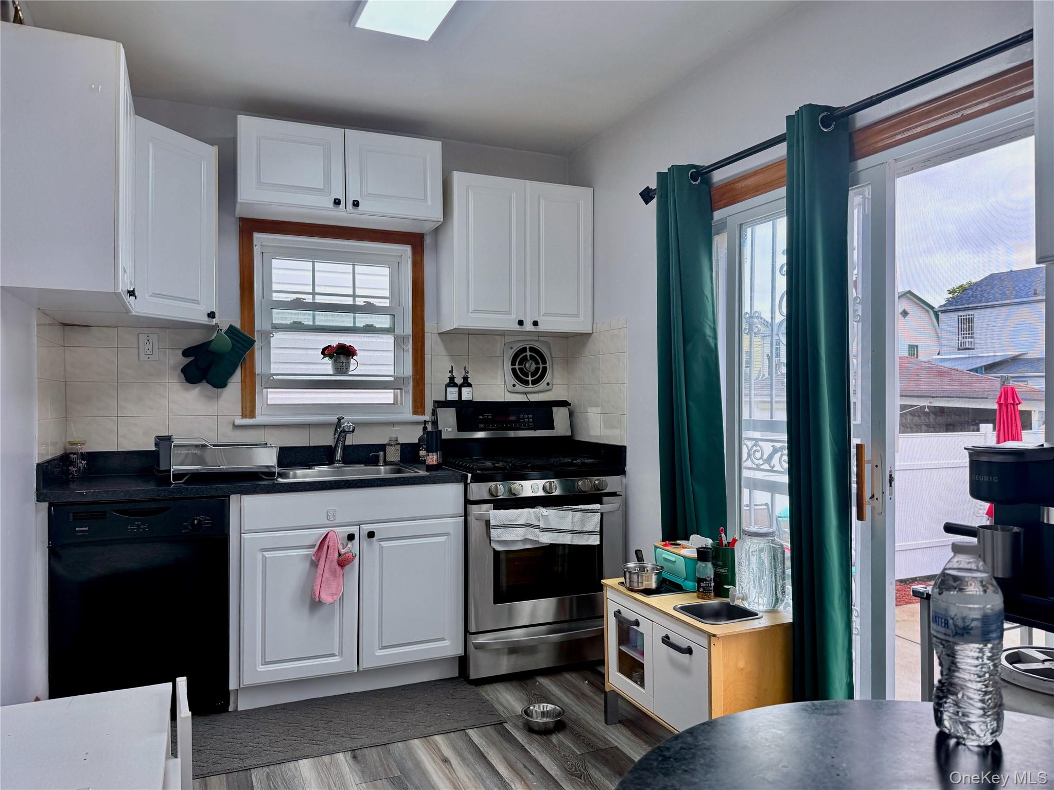 9230 212th Place – For Sale photo 6