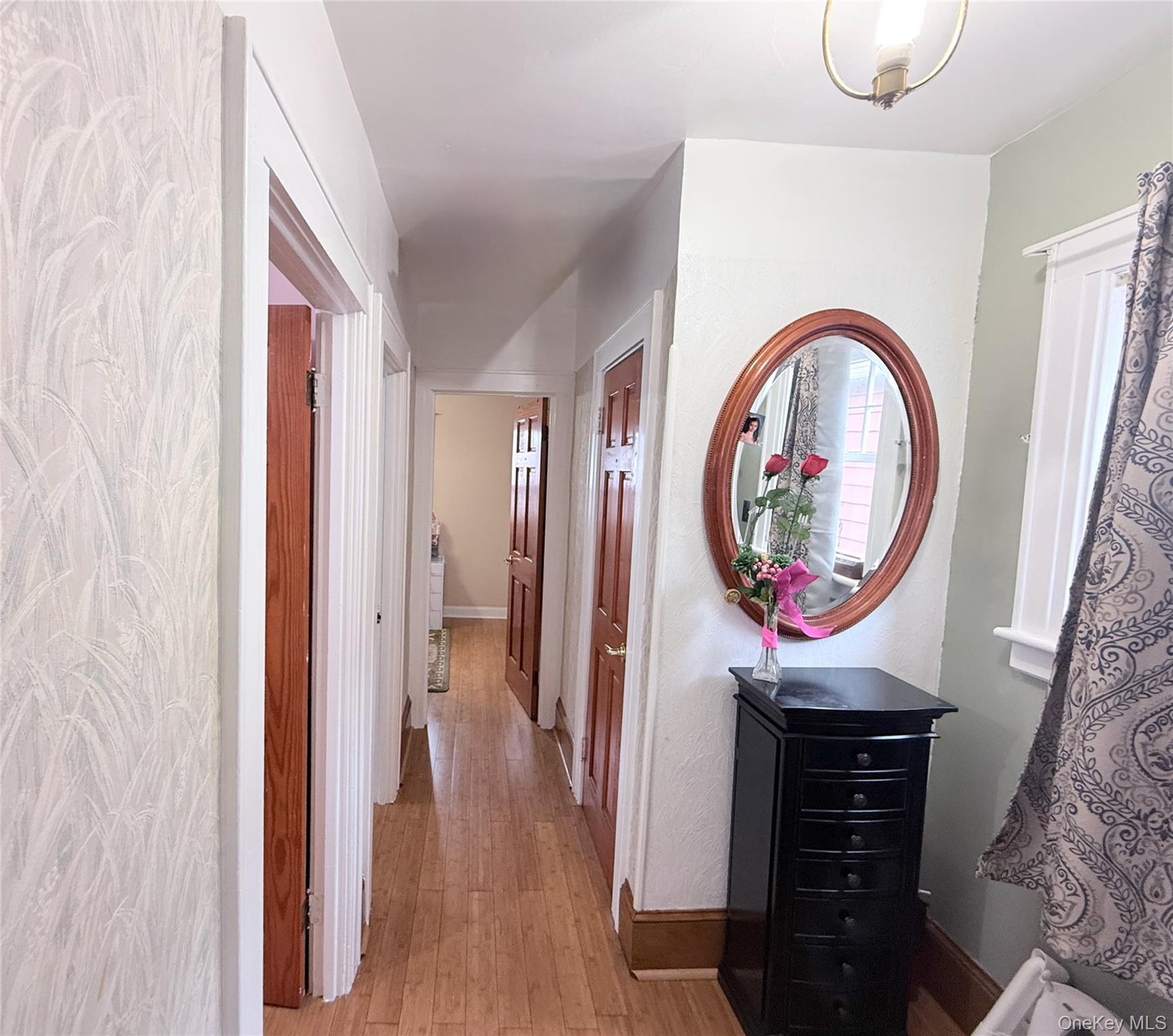 9230 212th Place – For Sale photo 4