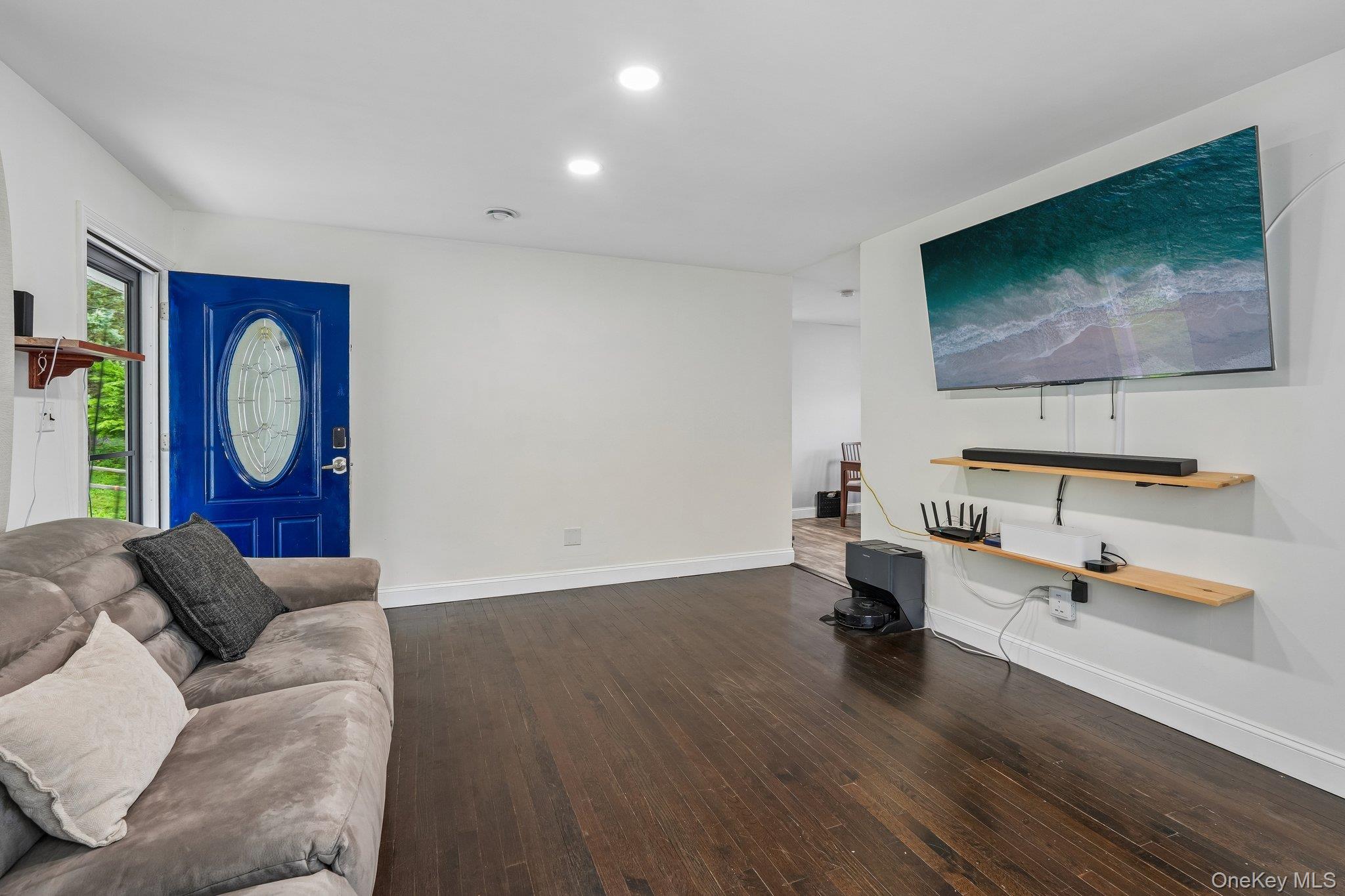 849 Warren Avenue – For Sale photo 10