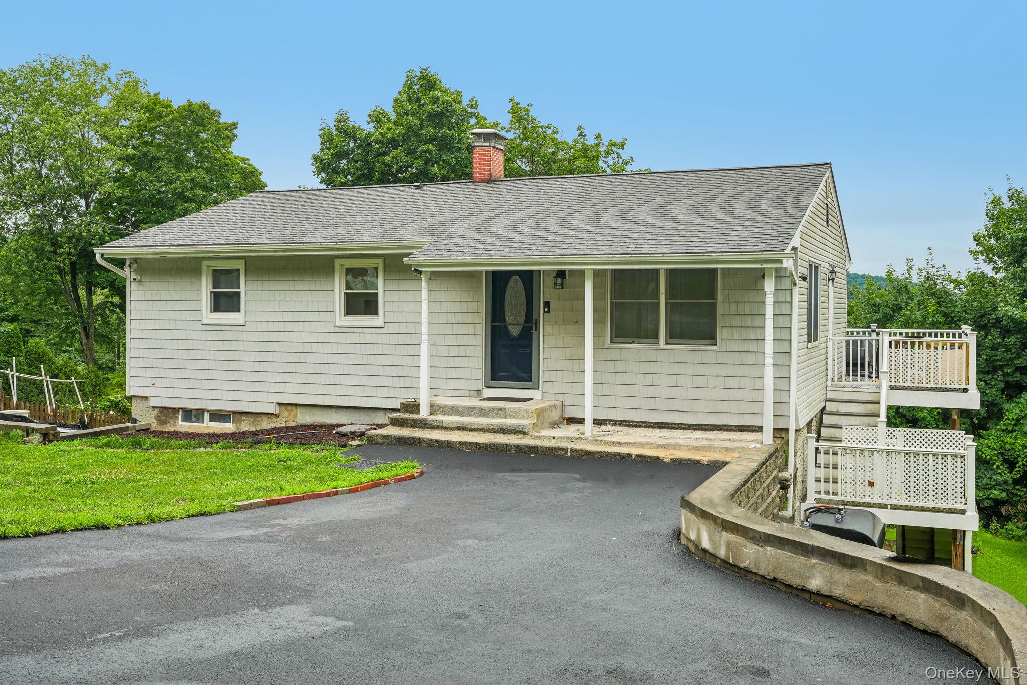 849 Warren Avenue – For Sale photo 6