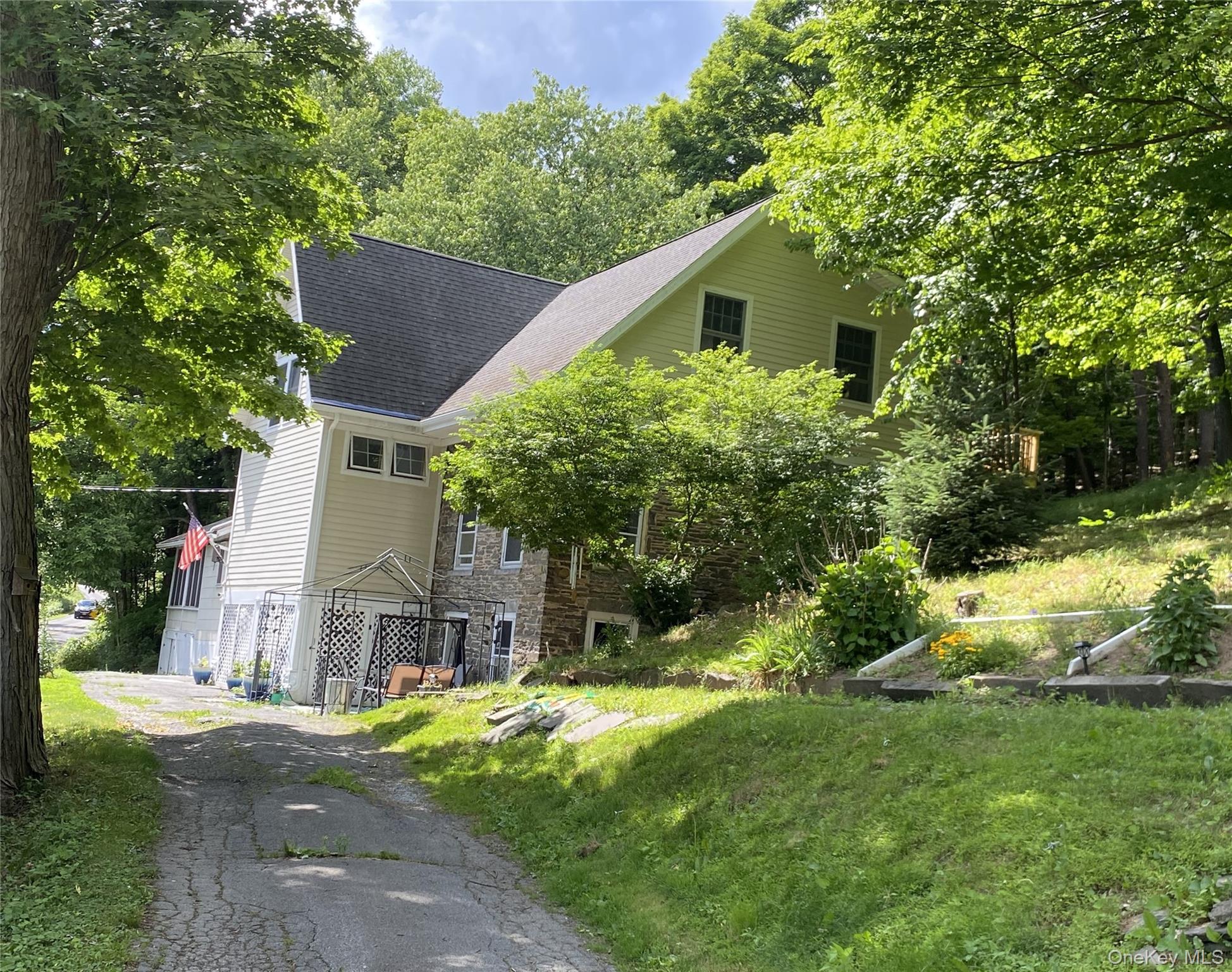 696 Sawkill Road – For Sale photo 3