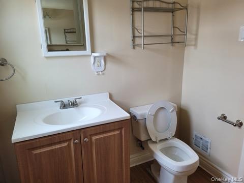 333 W Merrick Road – For Rent photo 2
