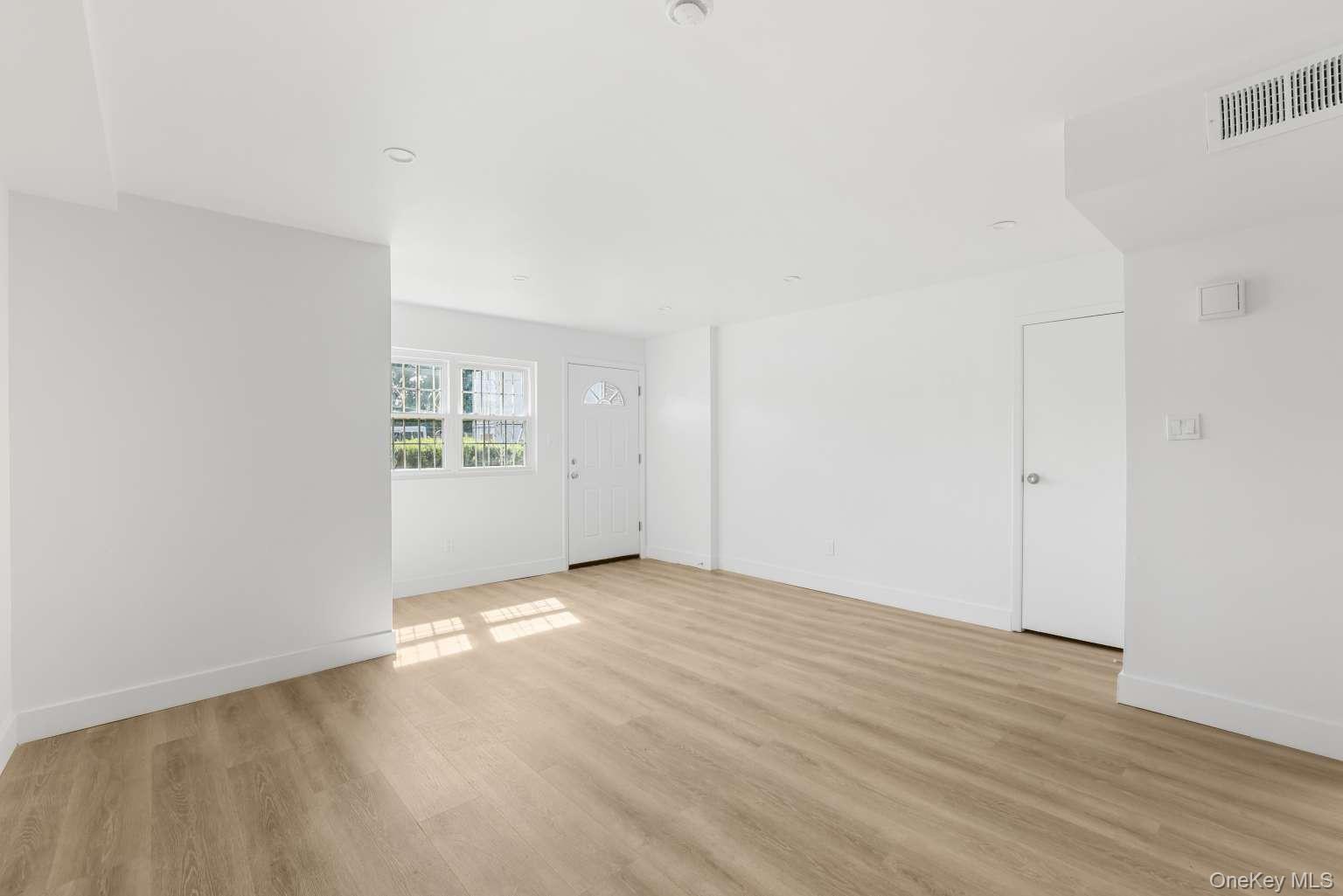 137-16 167th Street, Unit B1 photo 3