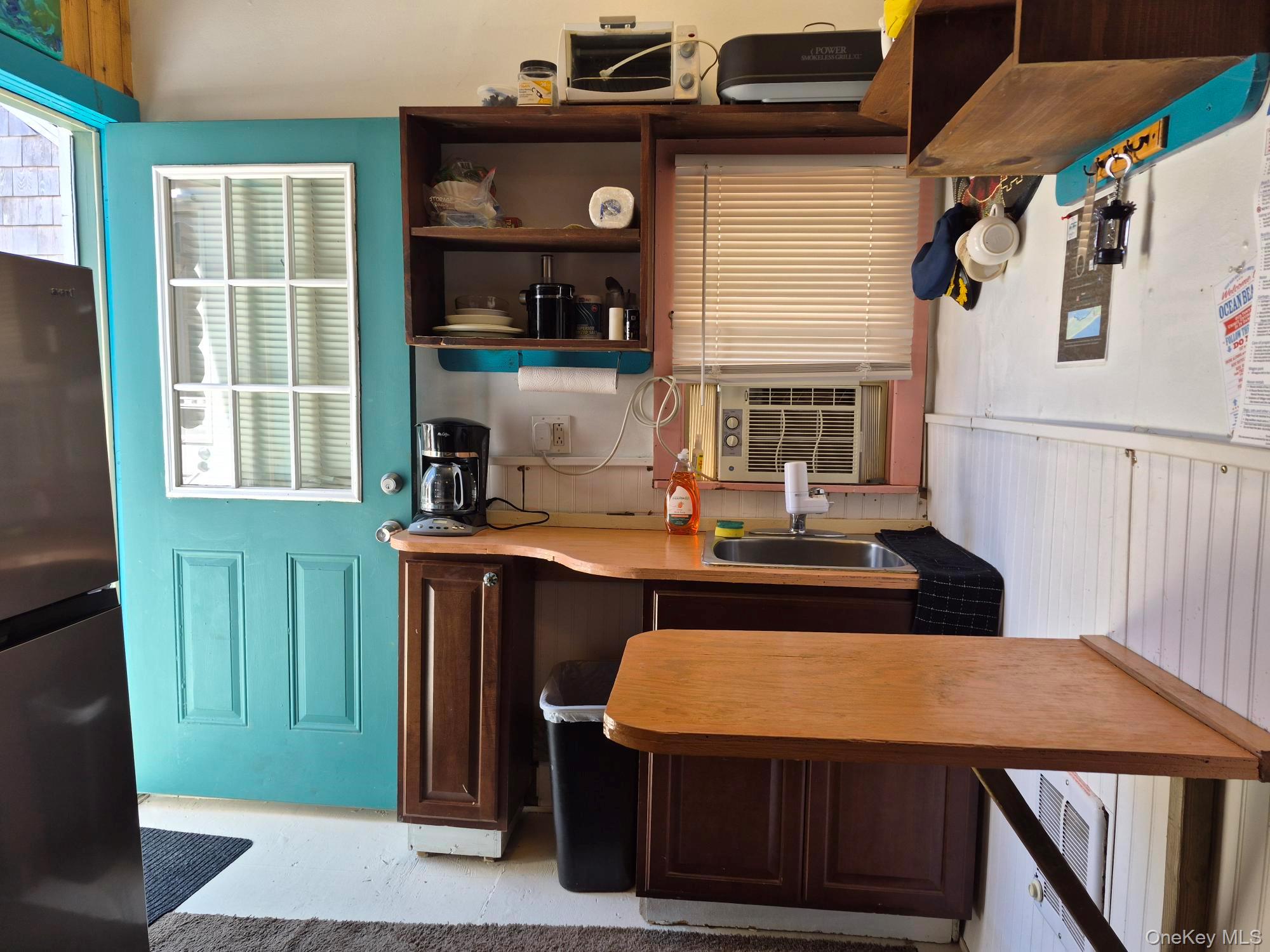 5-6 Bay Walk – For Rent photo 2