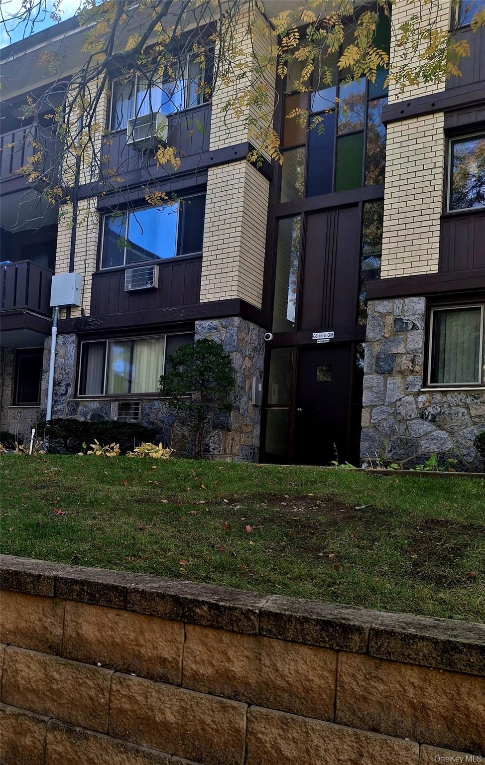 250 North Main Street, Unit F20 photo 2