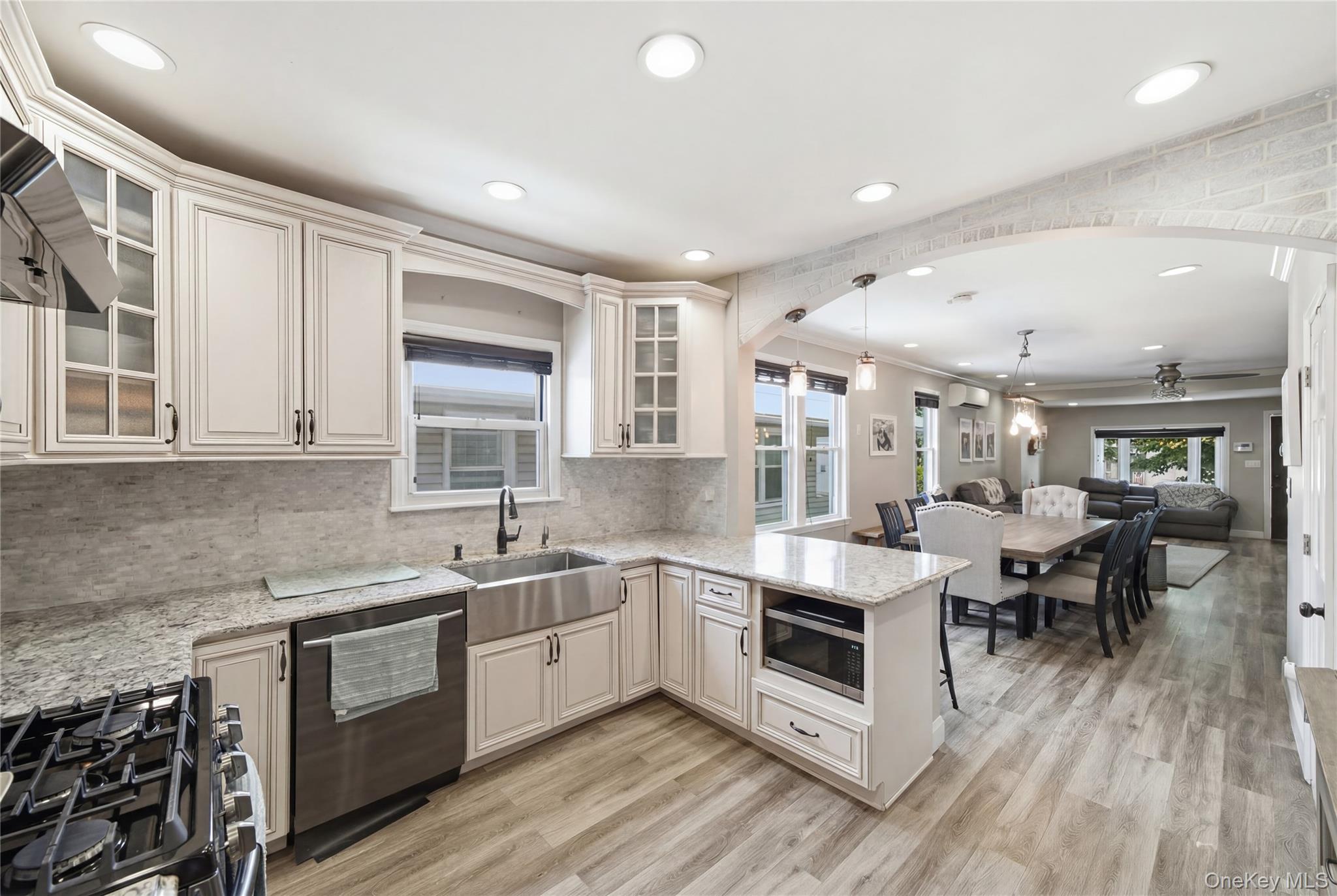 6424 Pleasantview Street – For Sale photo 7