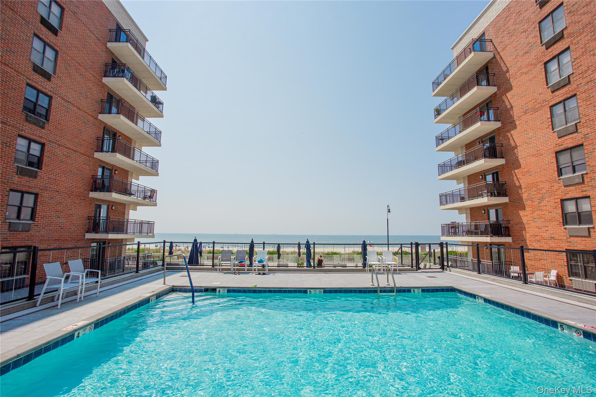 230 W Broadway, Unit 610 photo 29