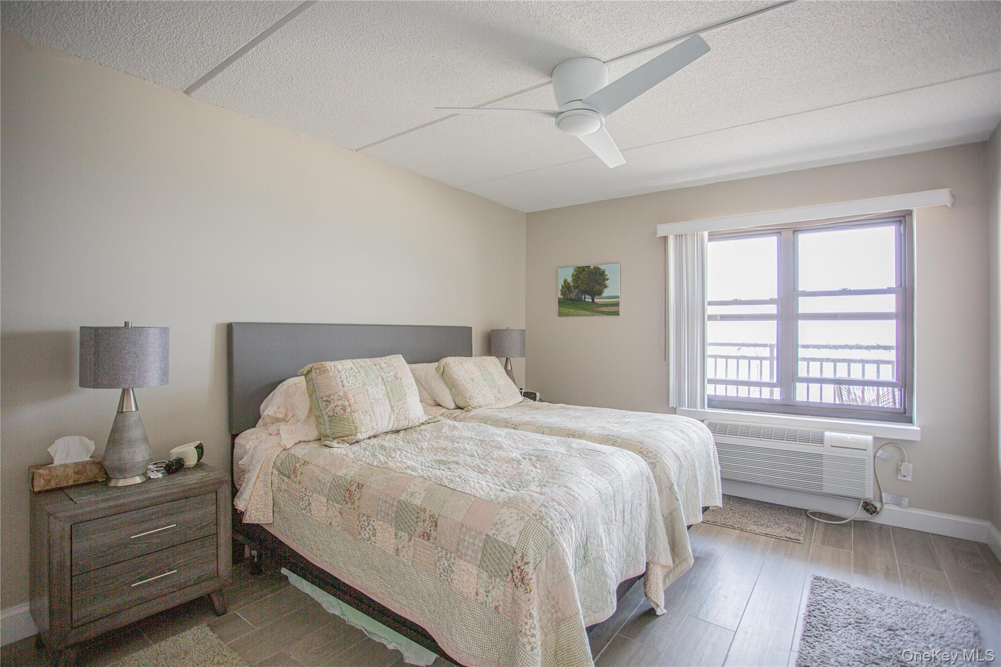 230 W Broadway, Unit 610 photo 20