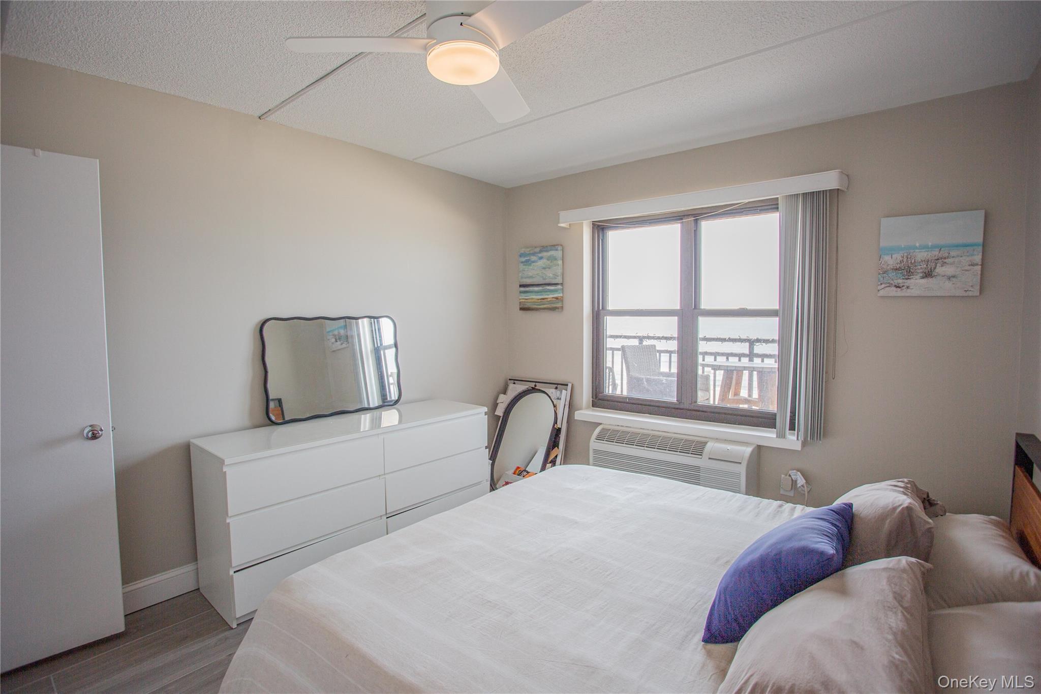 230 W Broadway, Unit 610 photo 19