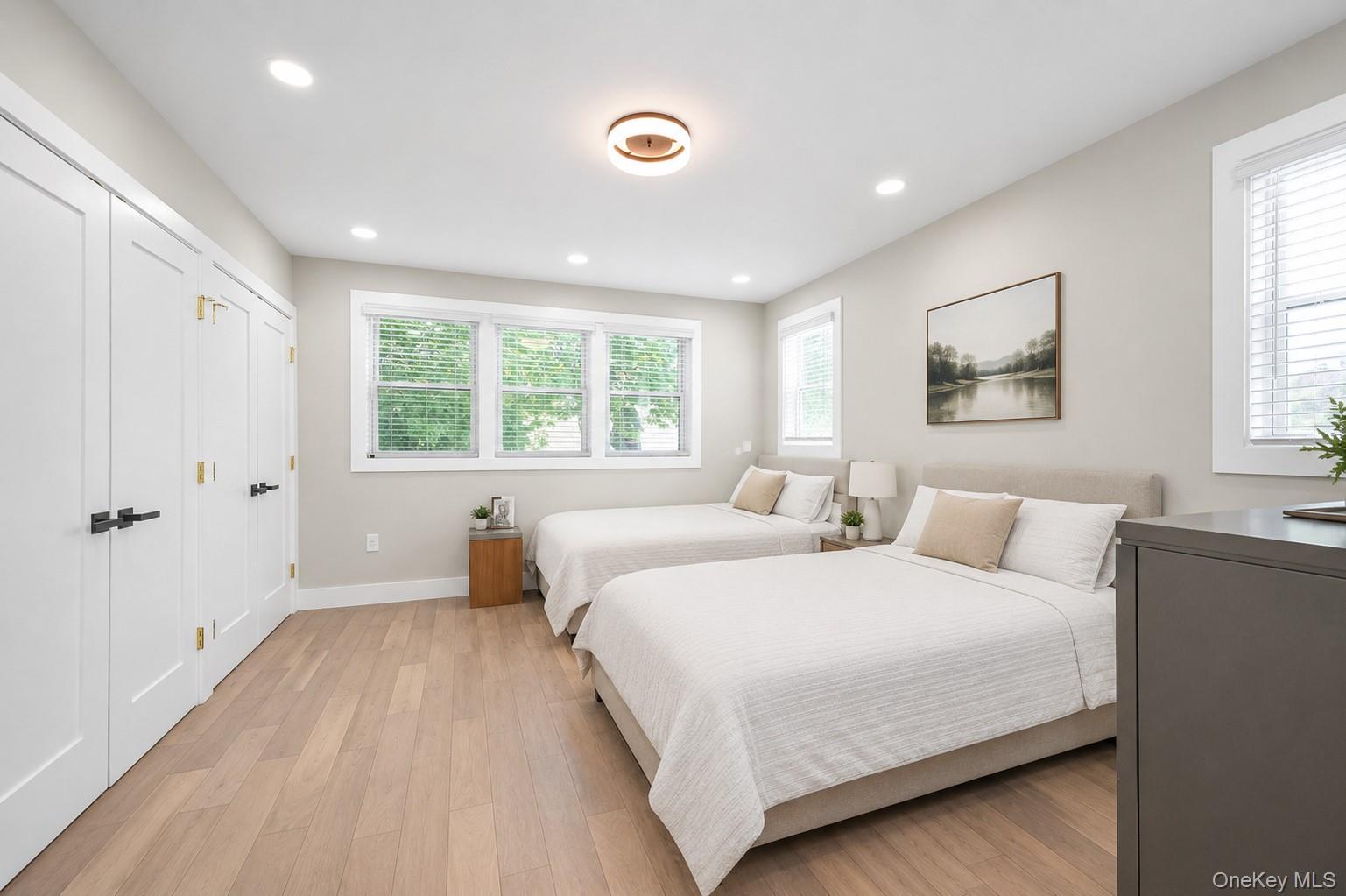 76-37 Vleigh Place – For Sale photo 11