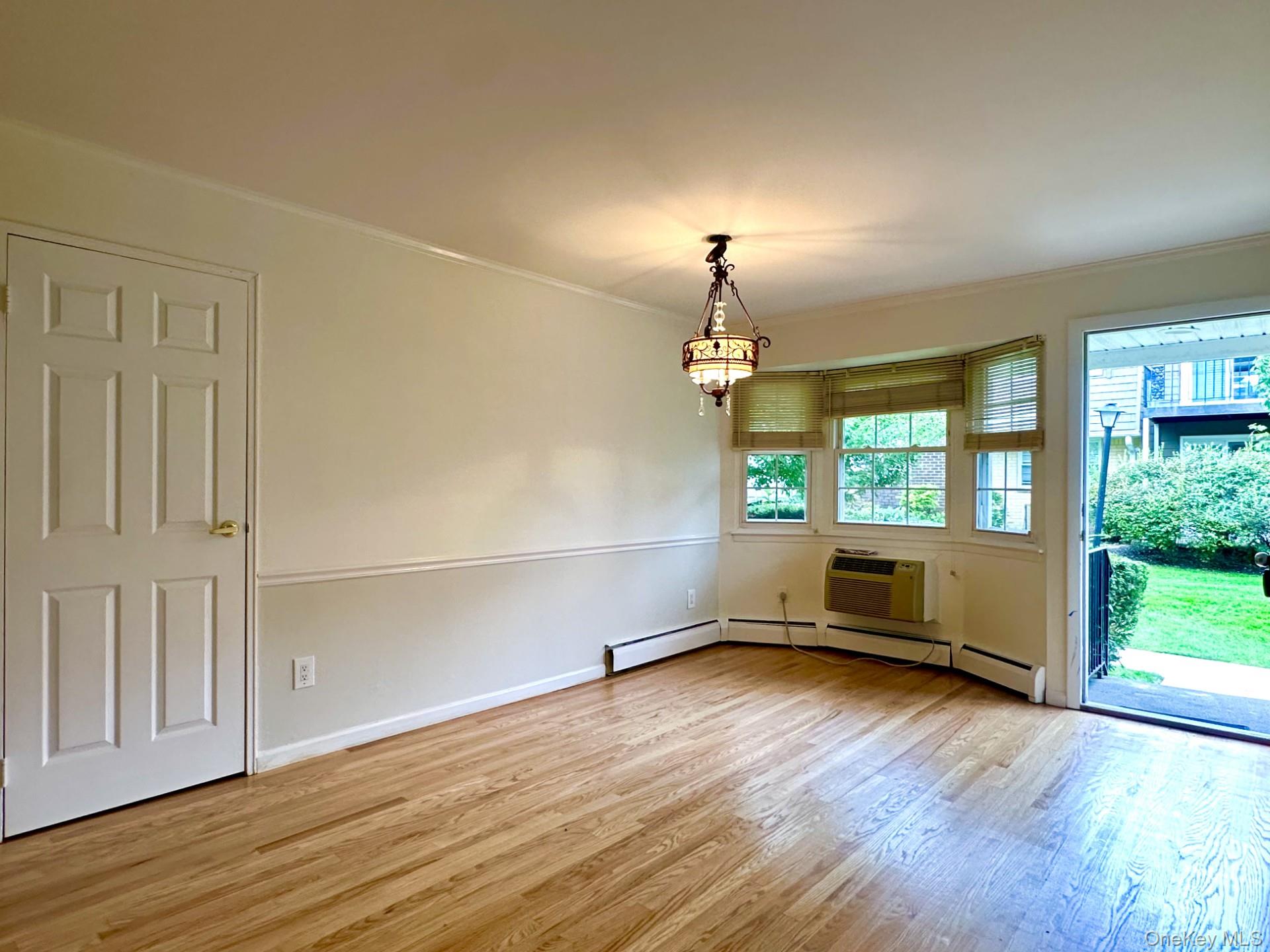 3922 Wilshire Lane, Unit H photo 3