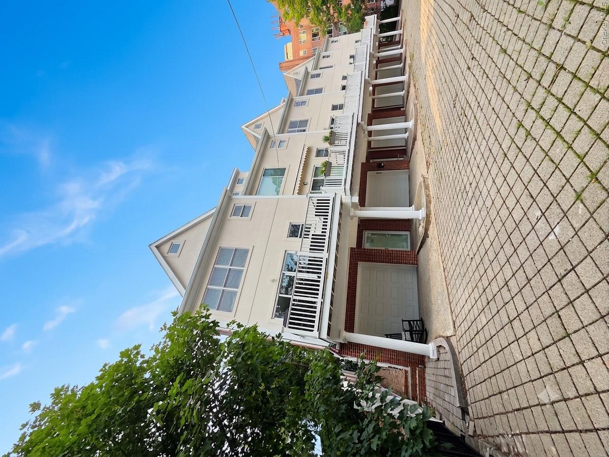 240-250 Pelham Road – For Sale