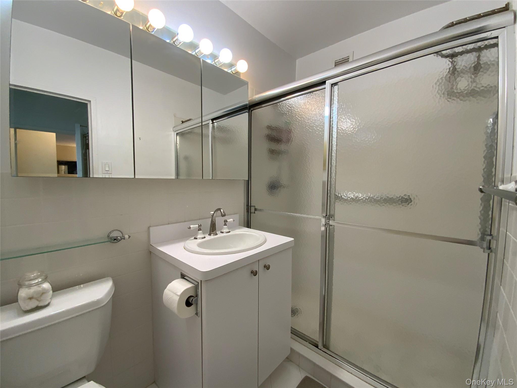 27010 Grand Central Parkway, Unit 7G photo 11