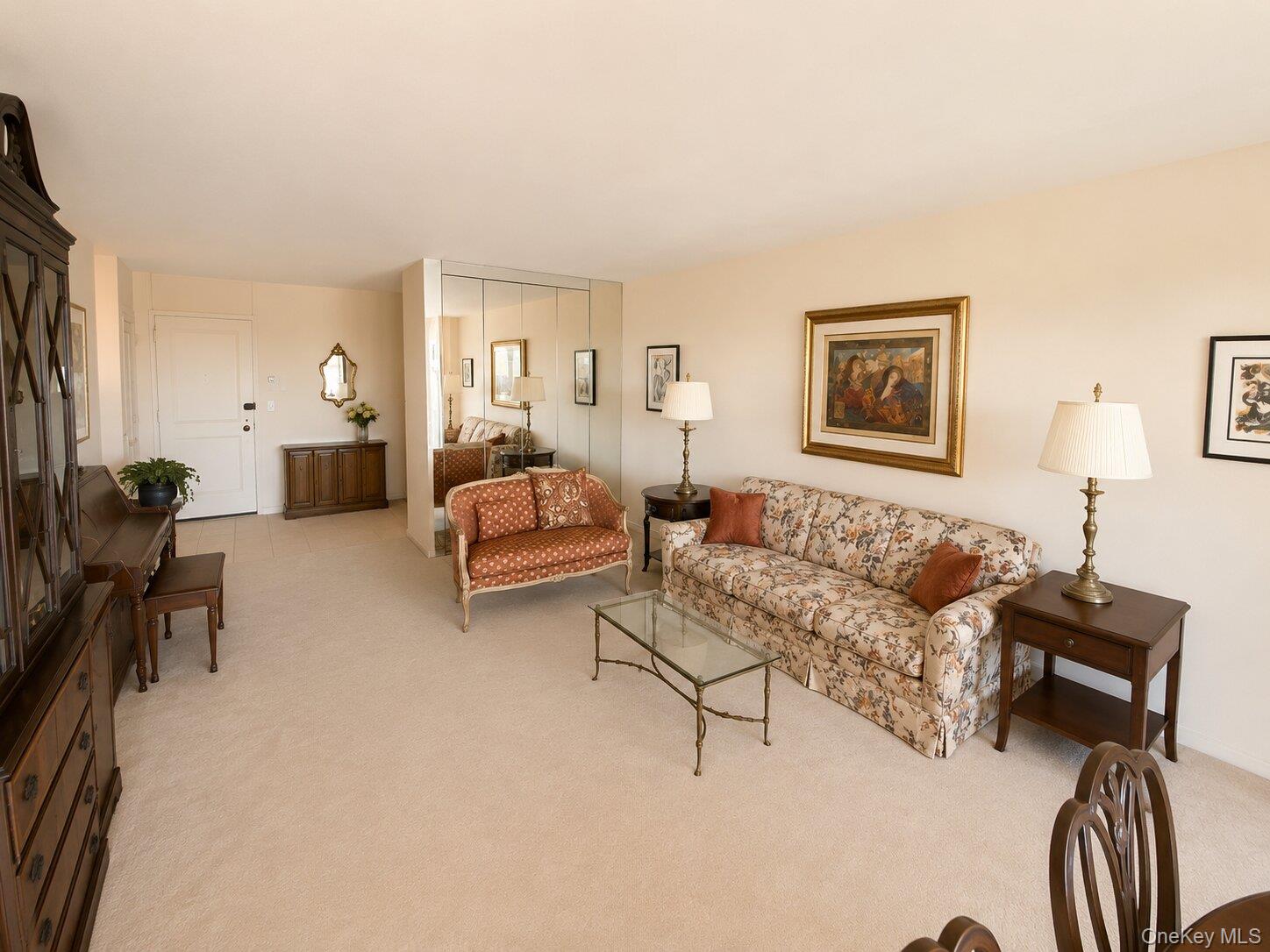 27010 Grand Central Parkway, Unit 7G photo 2