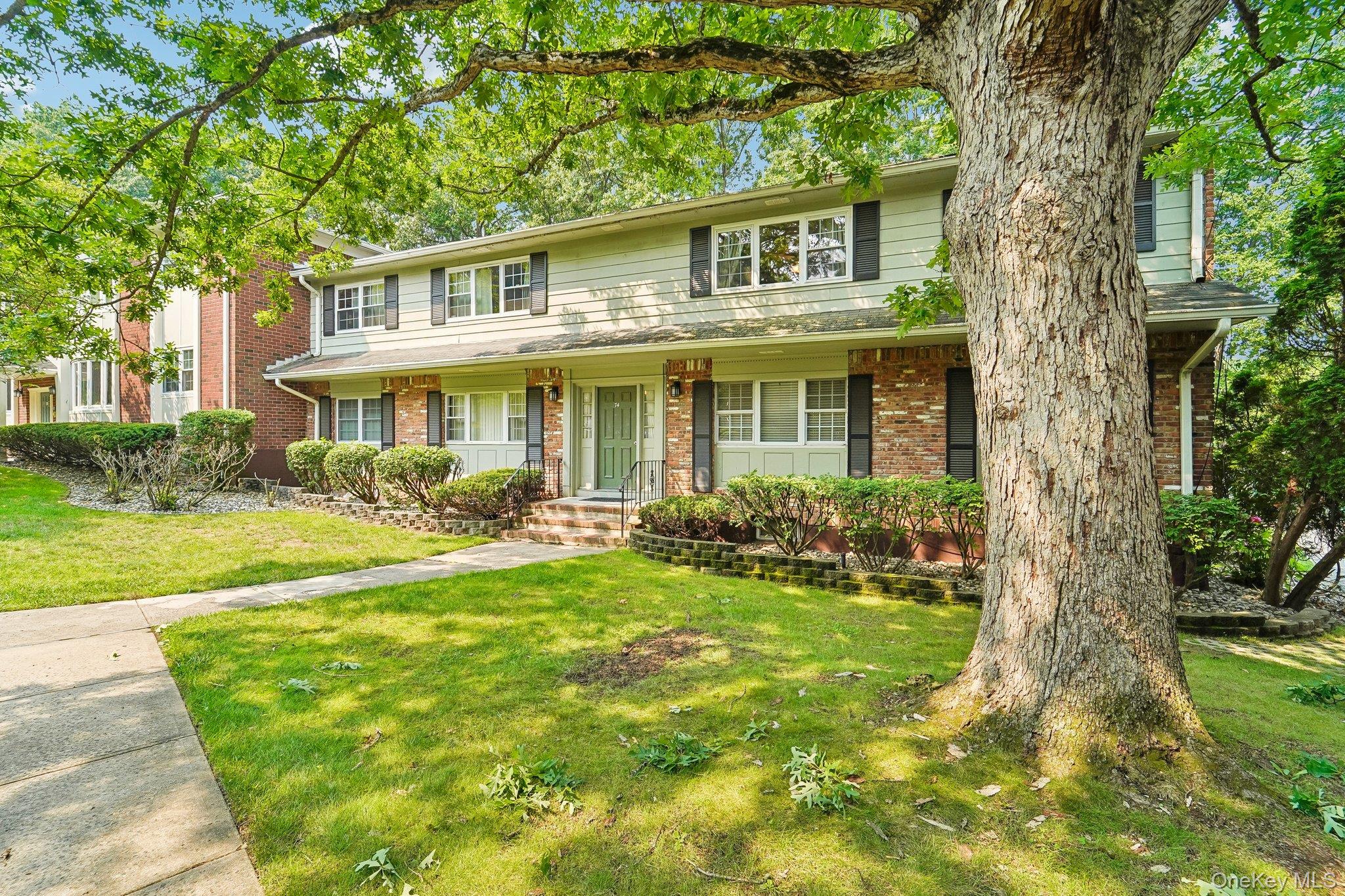 74 Bon Aire Circle, Unit Q12 photo 3