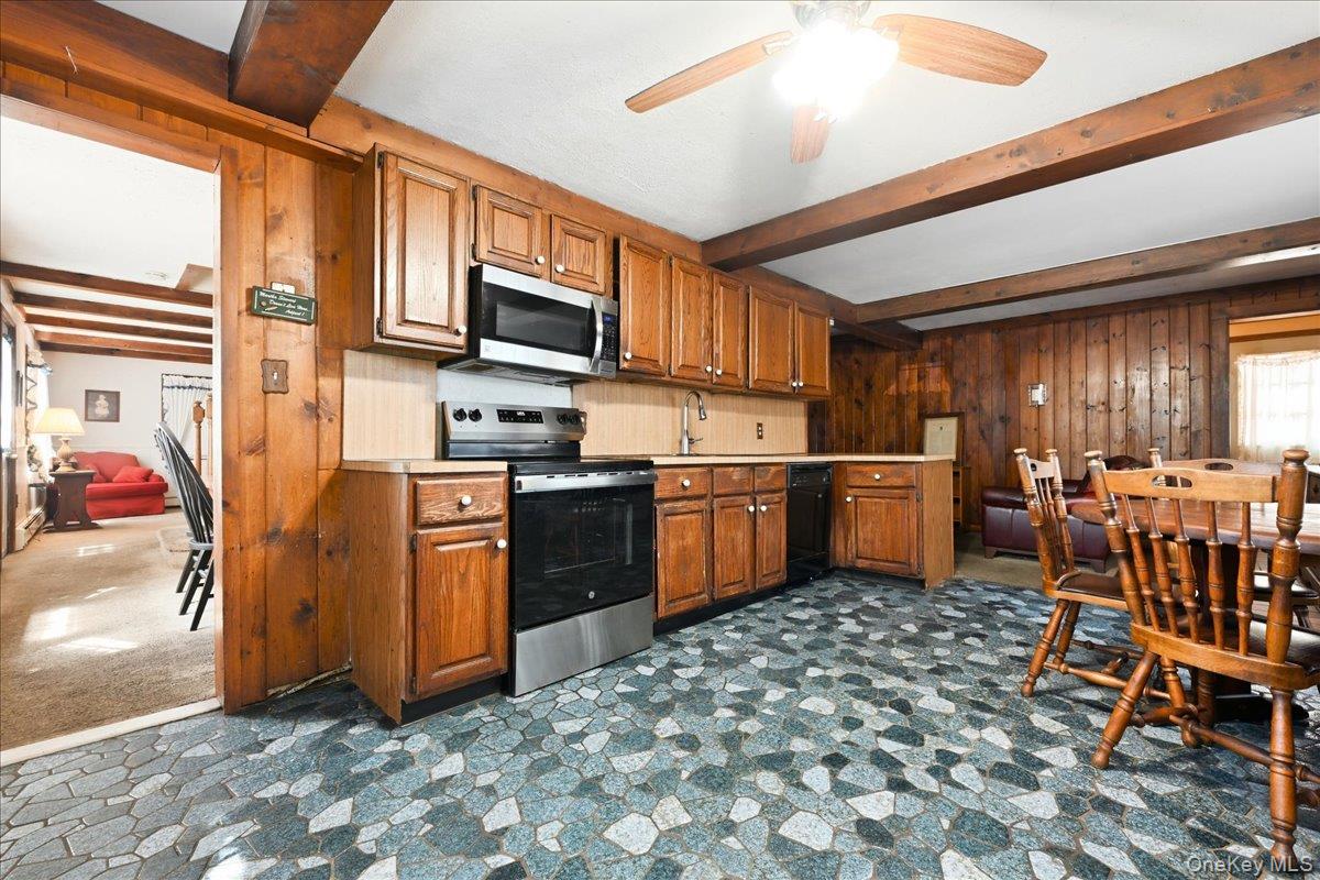 635 Whittier Street – For Sale photo 10
