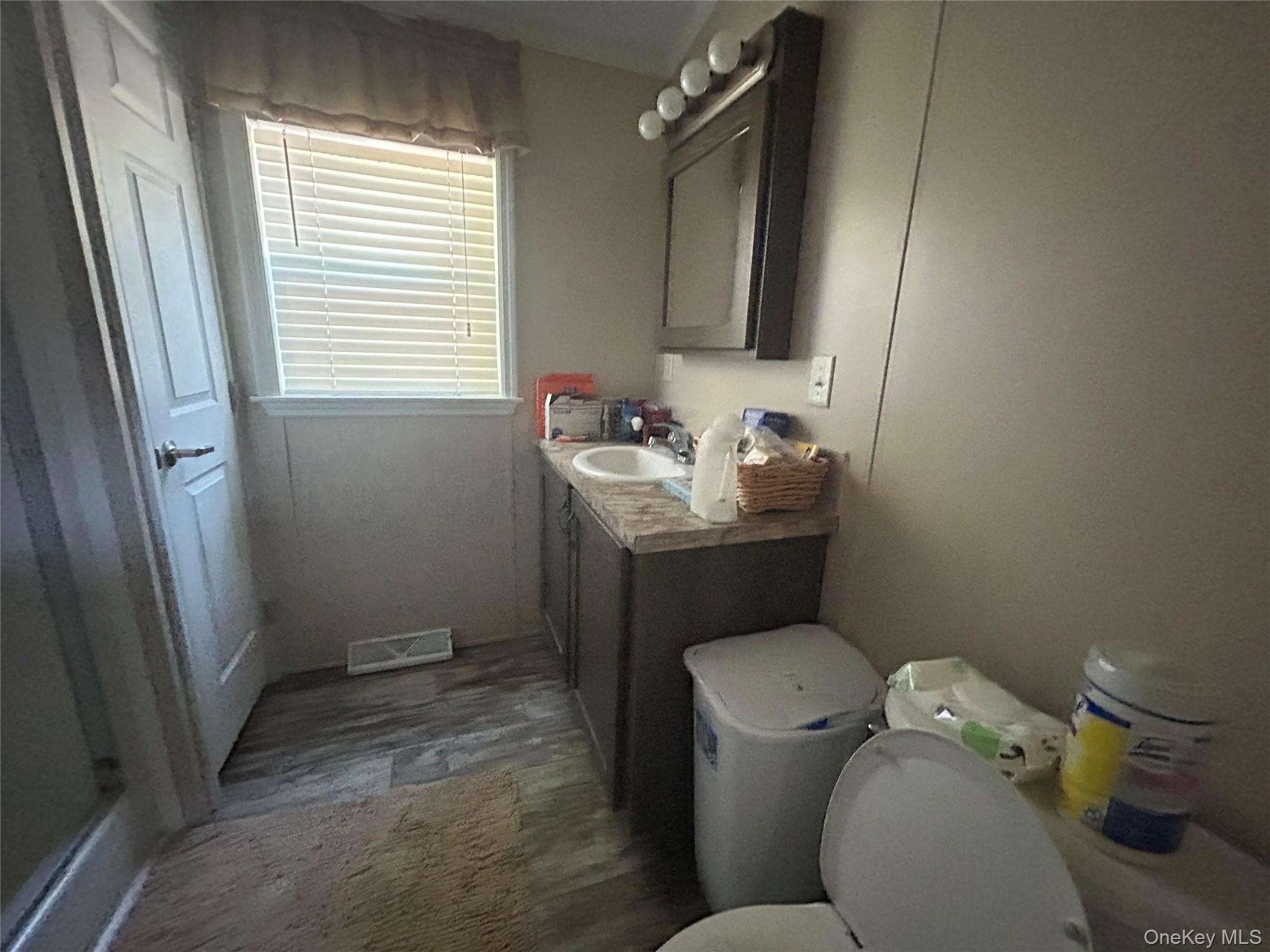 1782 South Road, Unit 62 photo 5