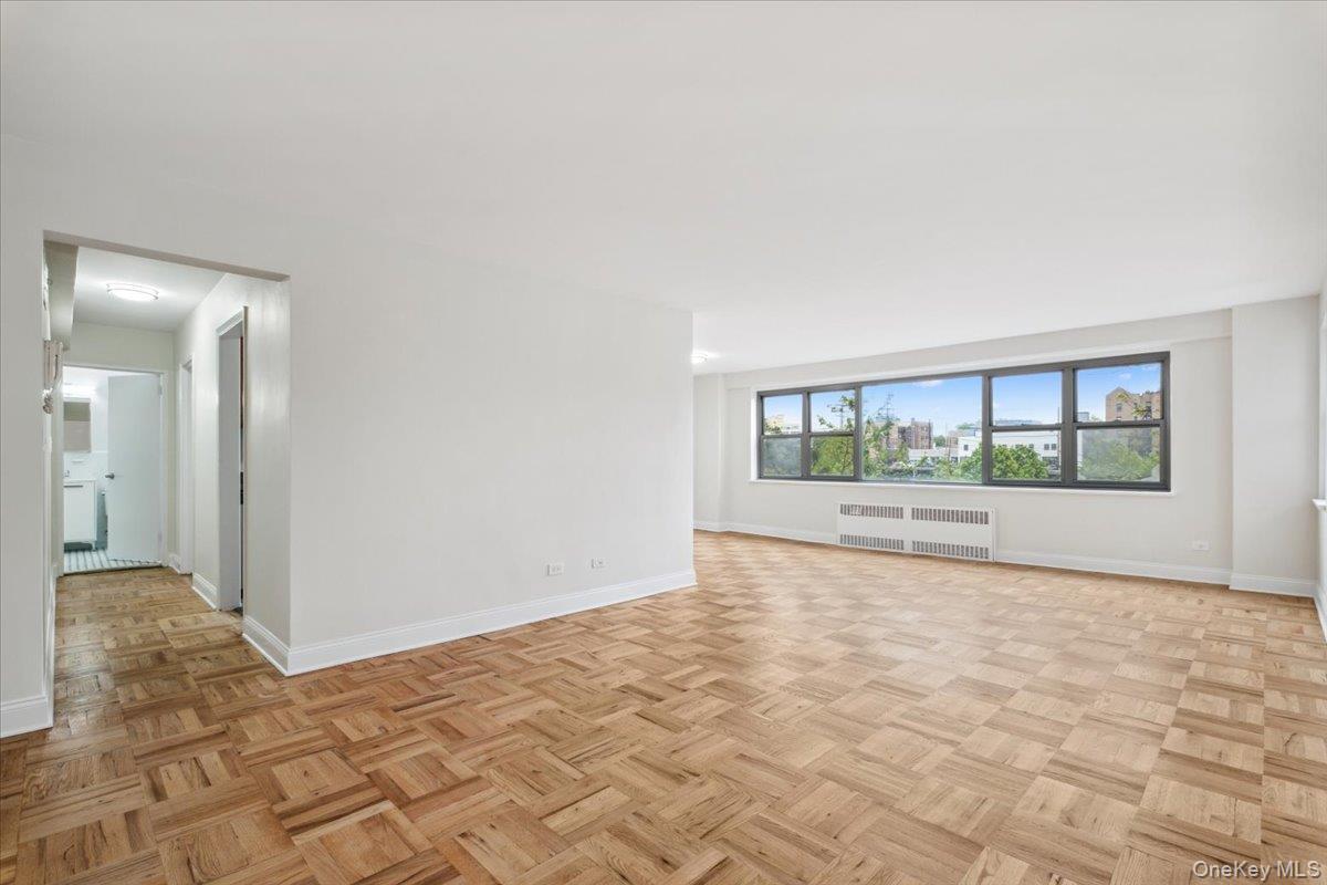 2 Washington Square, Unit 1G photo 3