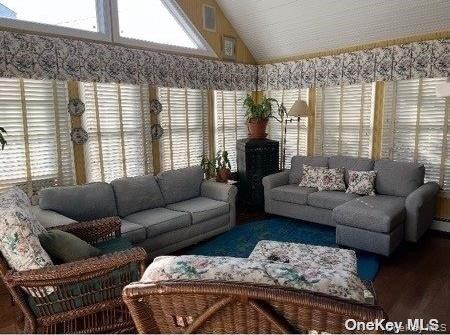 11 Biarritz Street – For Rent photo 11