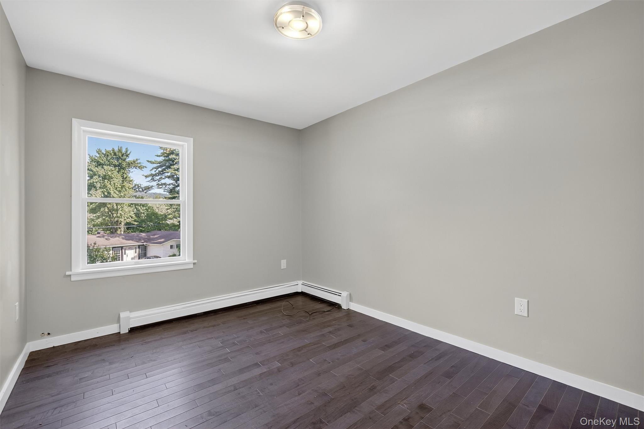 619 Creekside Road – For Sale photo 25