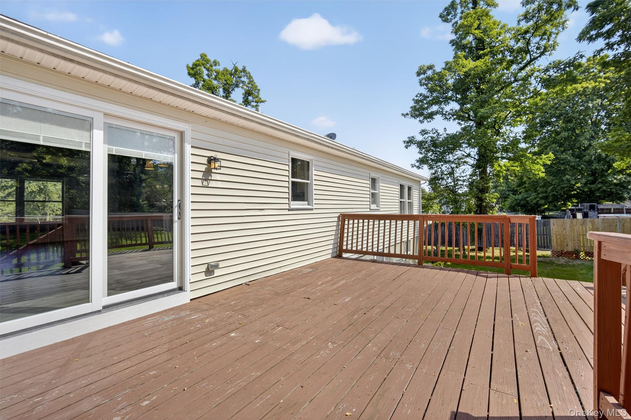 619 Creekside Road – For Sale photo 32
