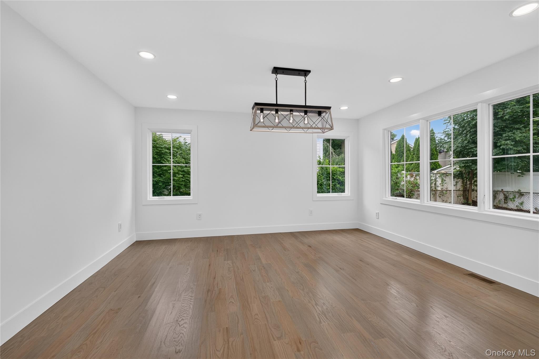 238 N Oak Street – For Sale photo 22