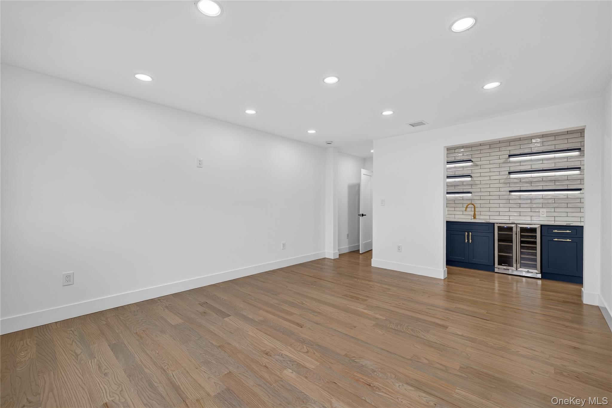 238 N Oak Street – For Sale photo 36