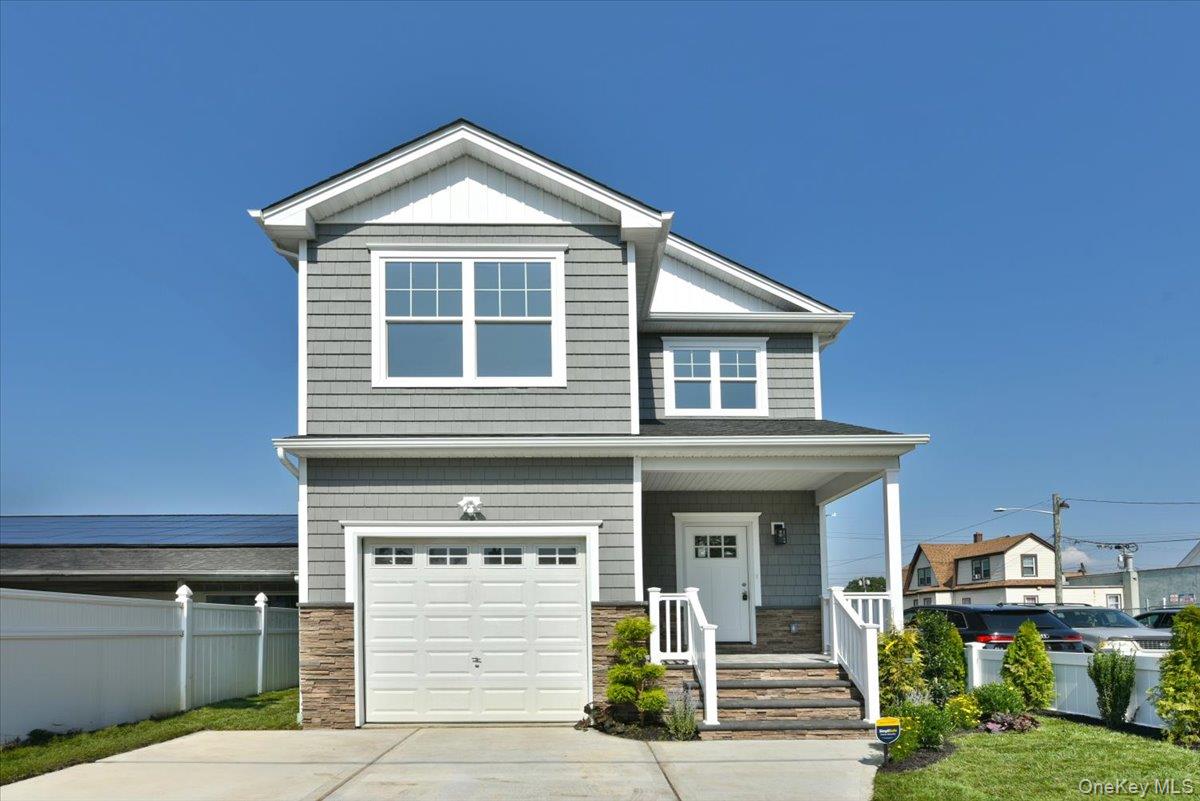 44 Bell Street – For Sale
