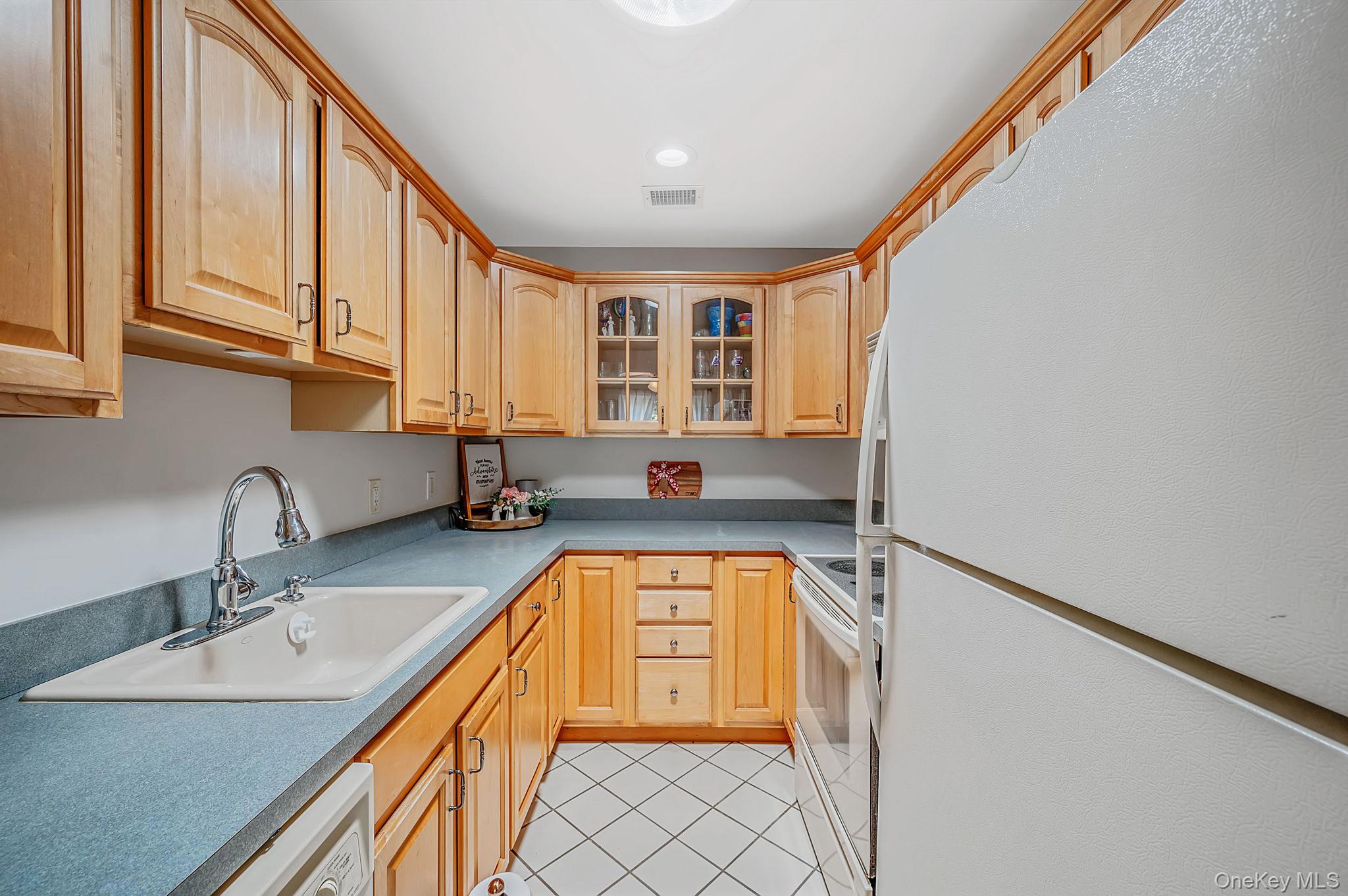 855 Skyline Drive – For Rent photo 14