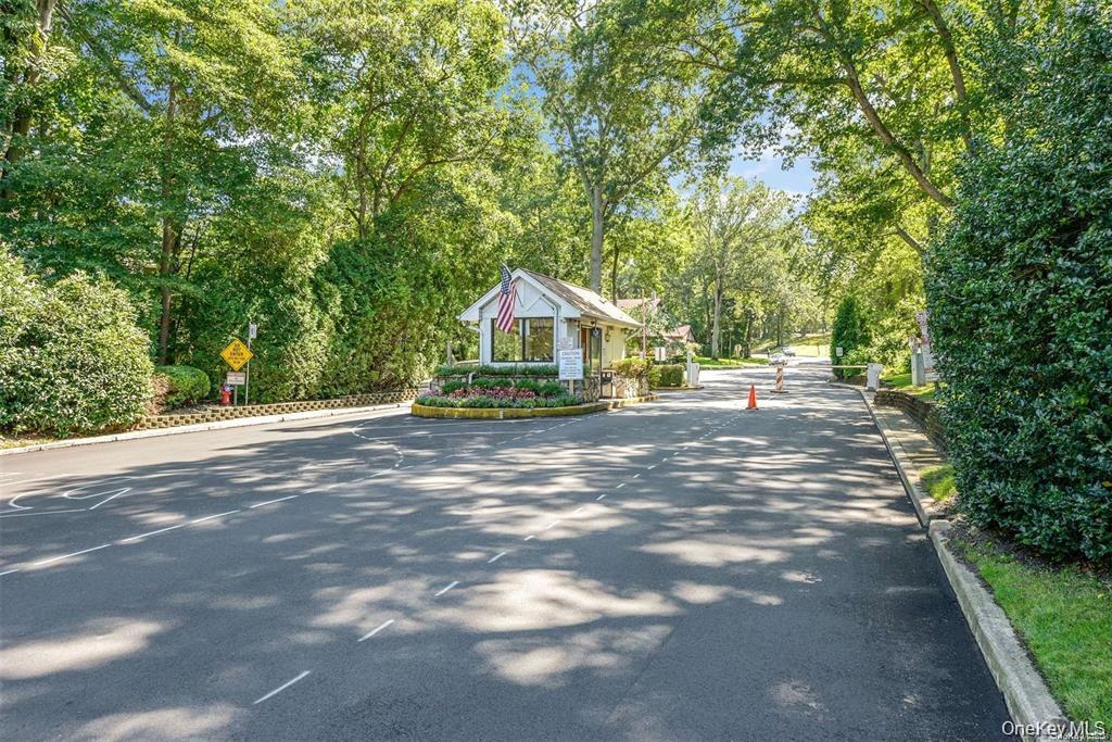 855 Skyline Drive – For Rent photo 2