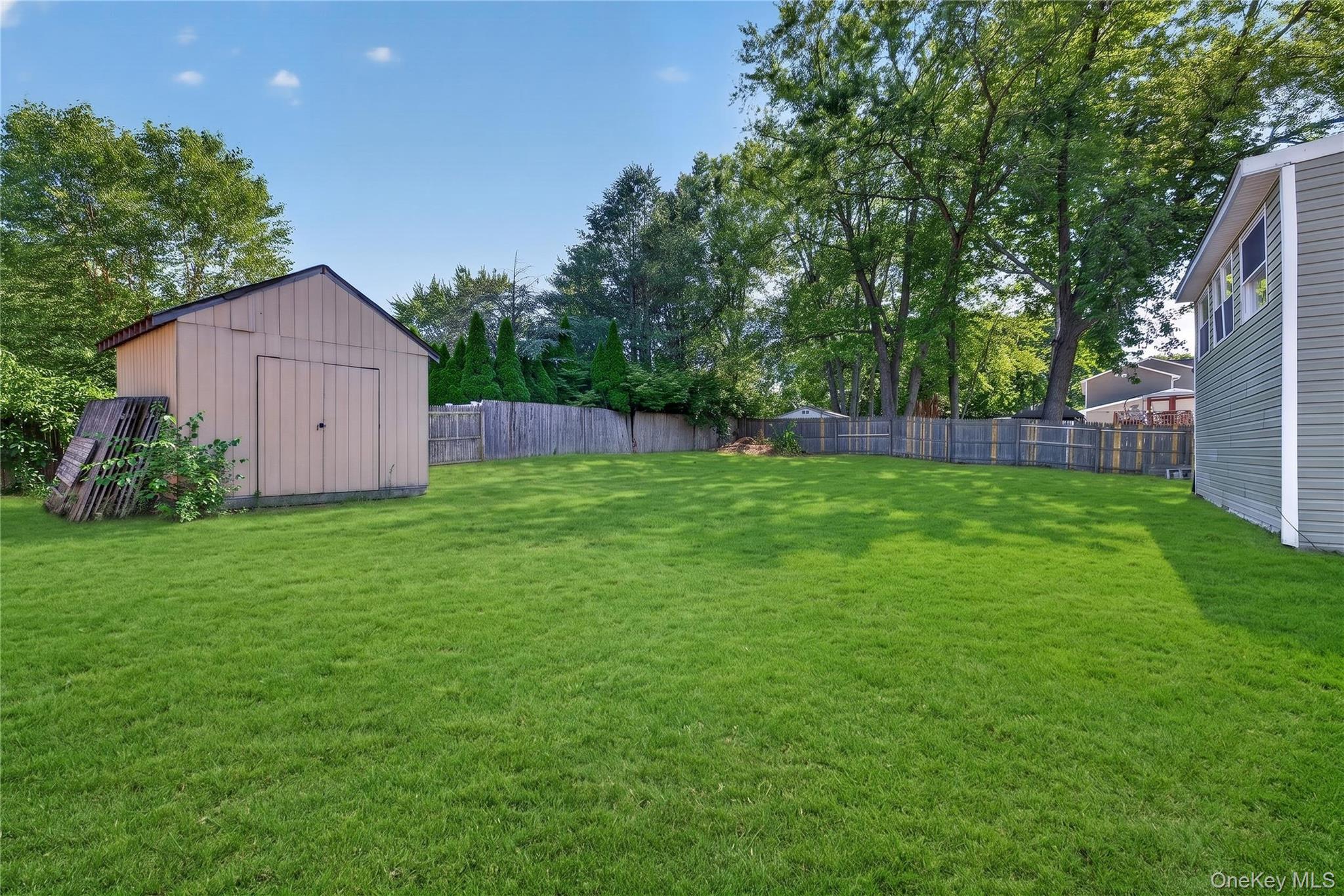 42 Crestwood Lane – For Sale photo 11