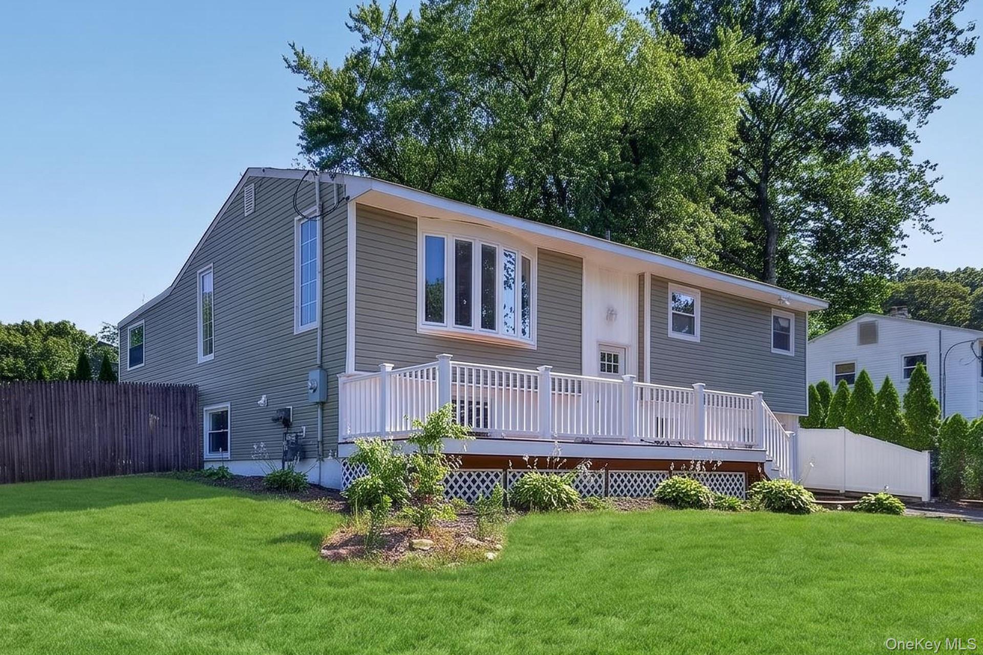 42 Crestwood Lane – For Sale photo 5