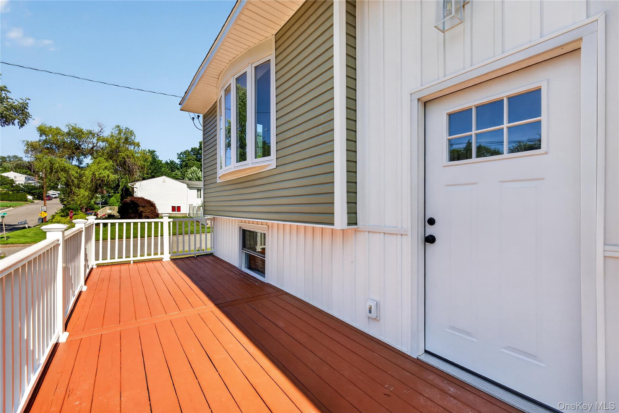 42 Crestwood Lane – For Sale photo 12