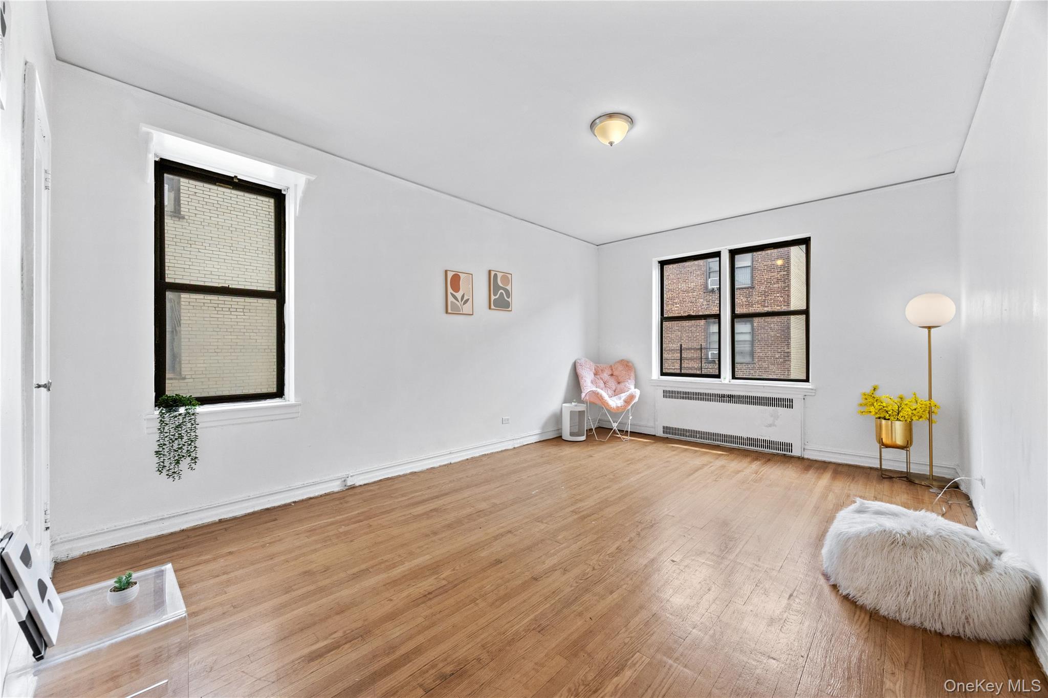 35-35 75th Street, Unit 522 photo 4
