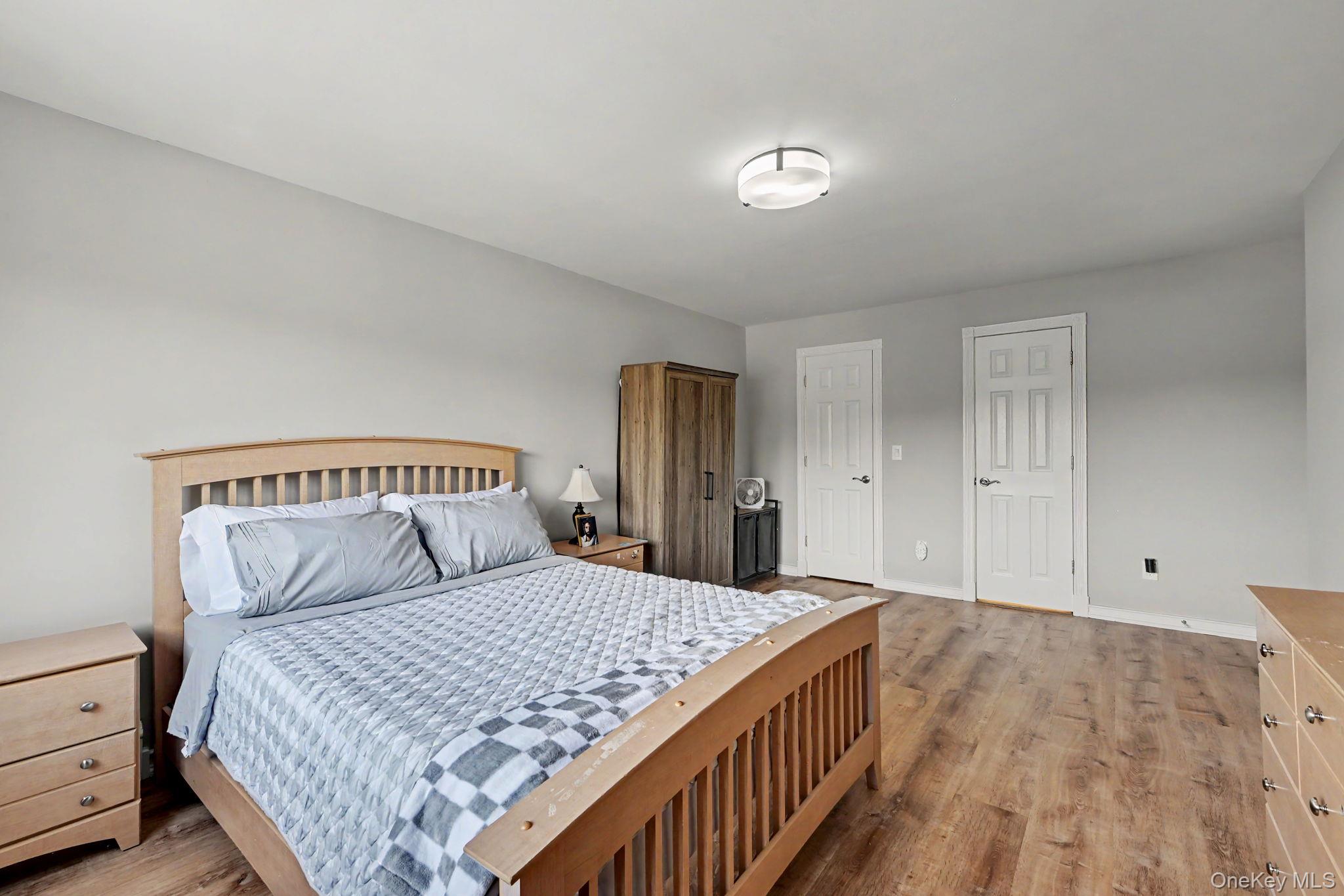 352 Central Park Avenue, Unit D11 photo 22