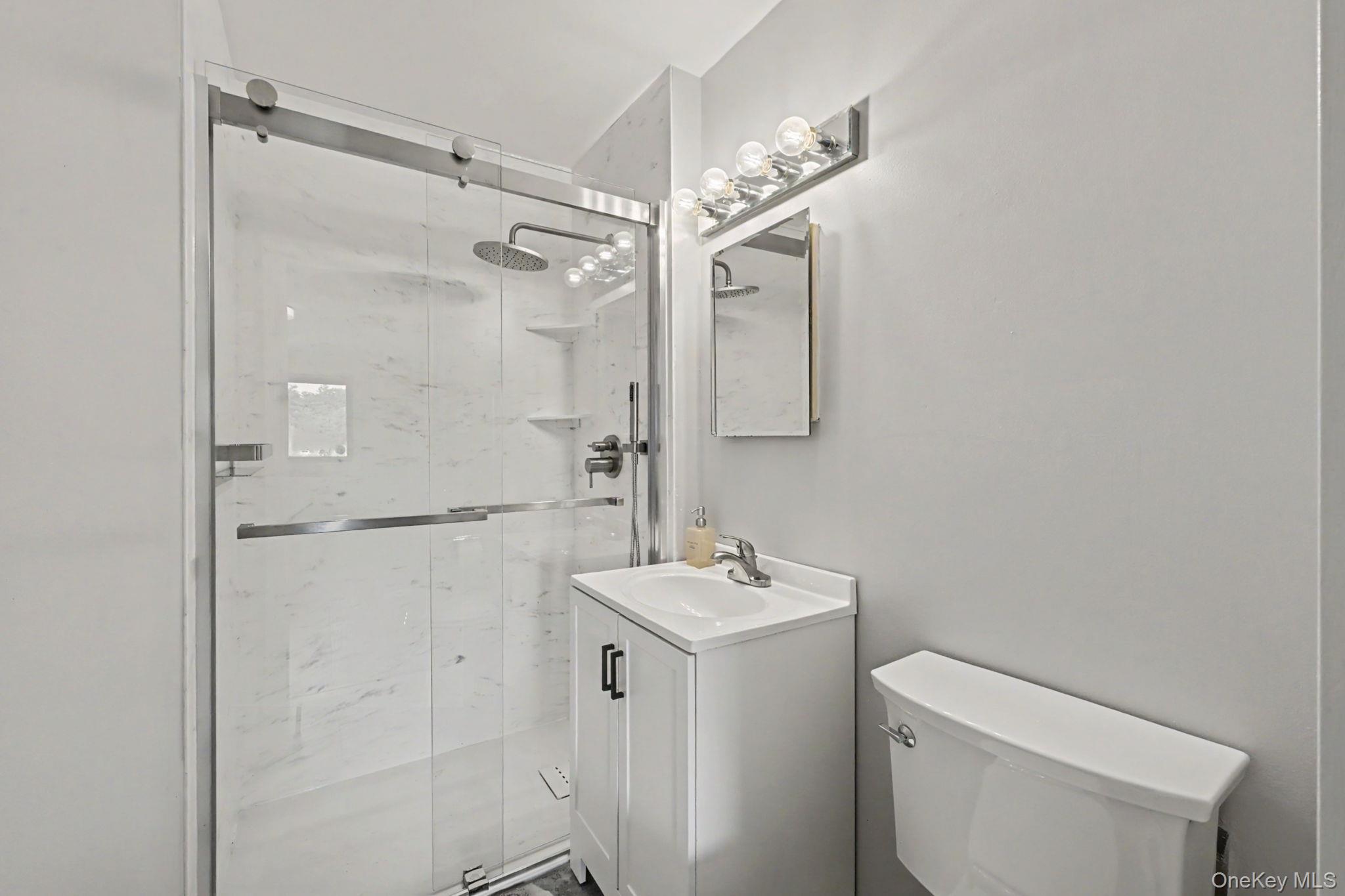 352 Central Park Avenue, Unit D11 photo 24