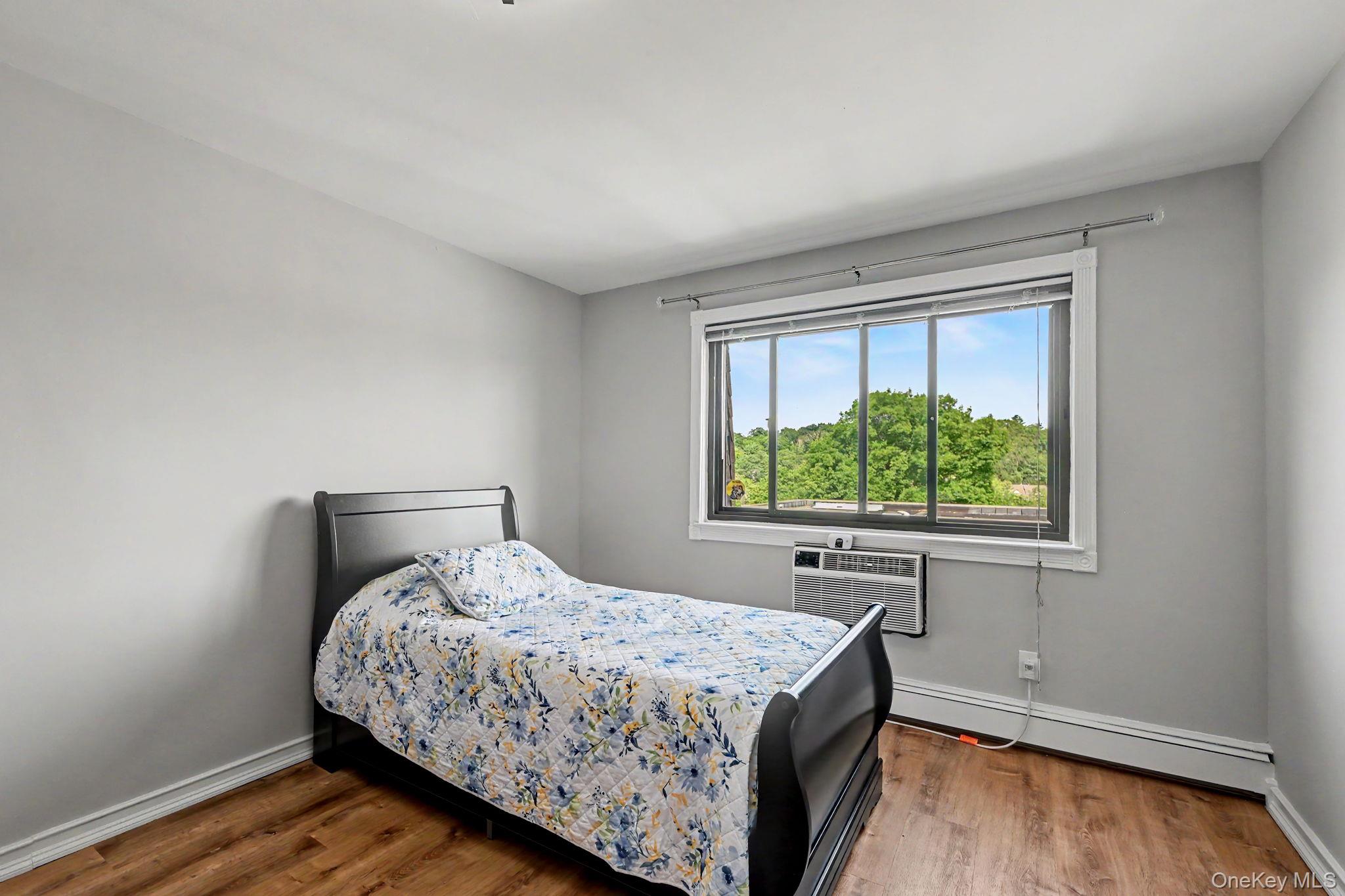 352 Central Park Avenue, Unit D11 photo 19
