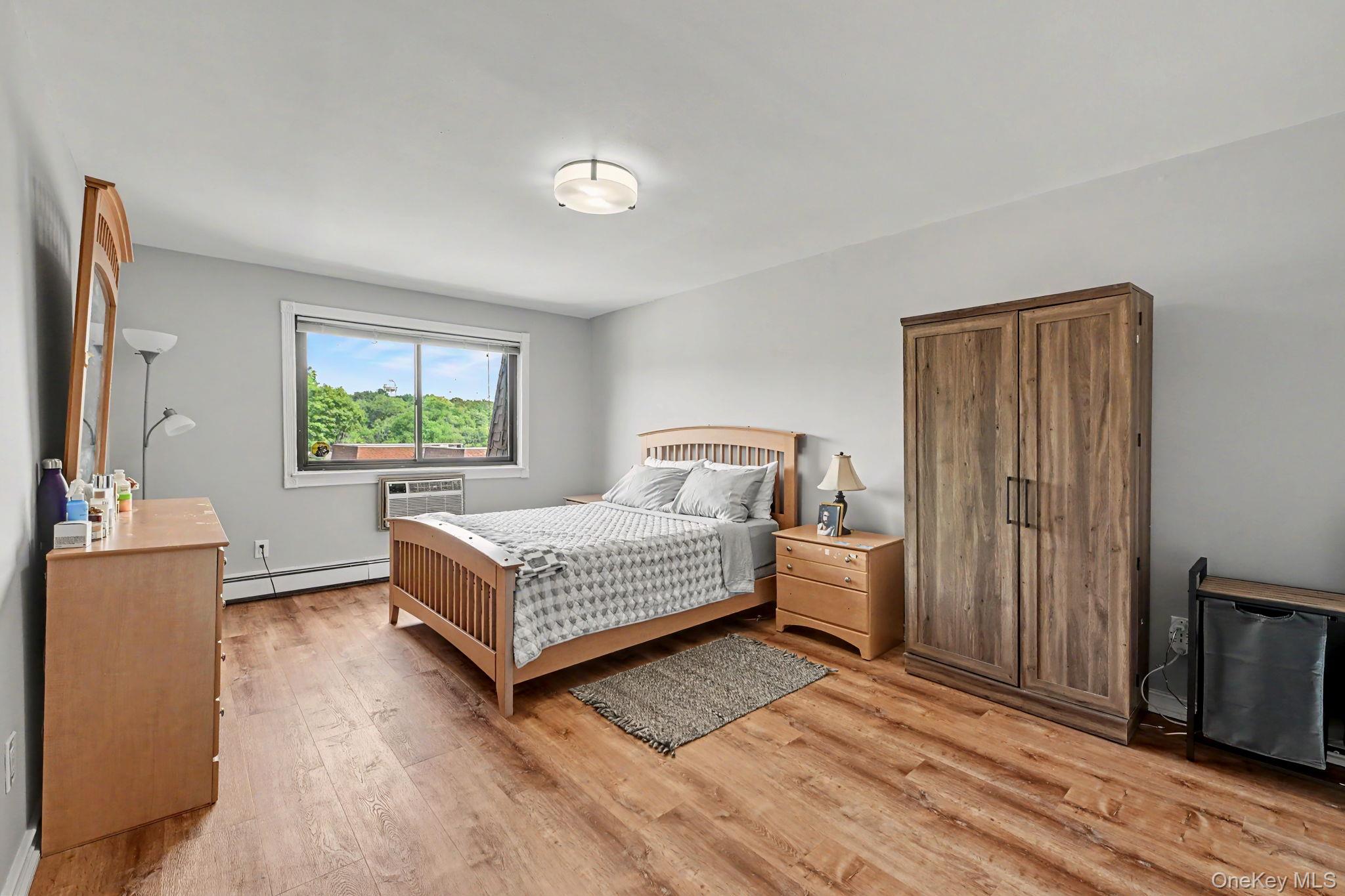 352 Central Park Avenue, Unit D11 photo 20
