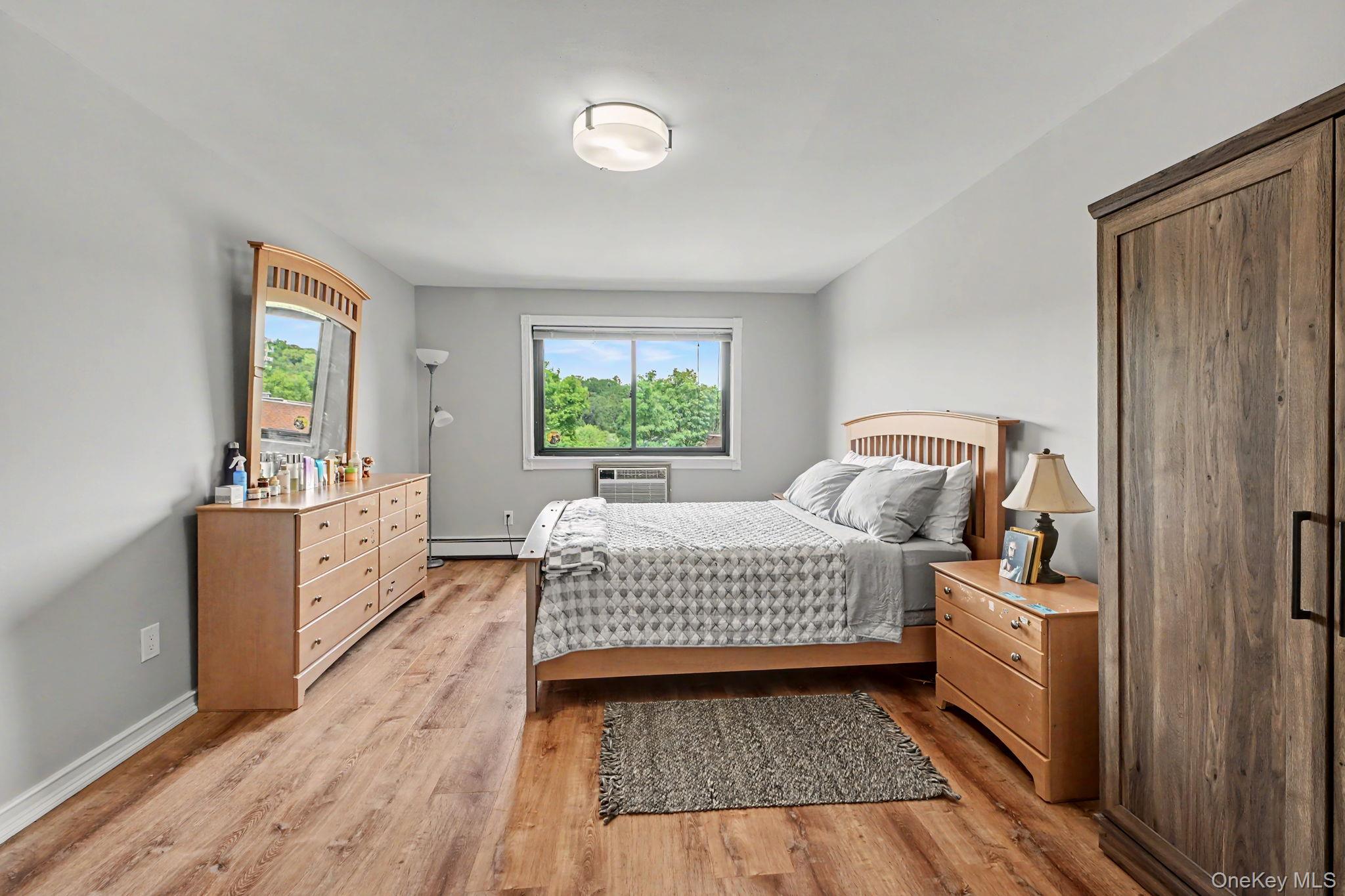 352 Central Park Avenue, Unit D11 photo 23
