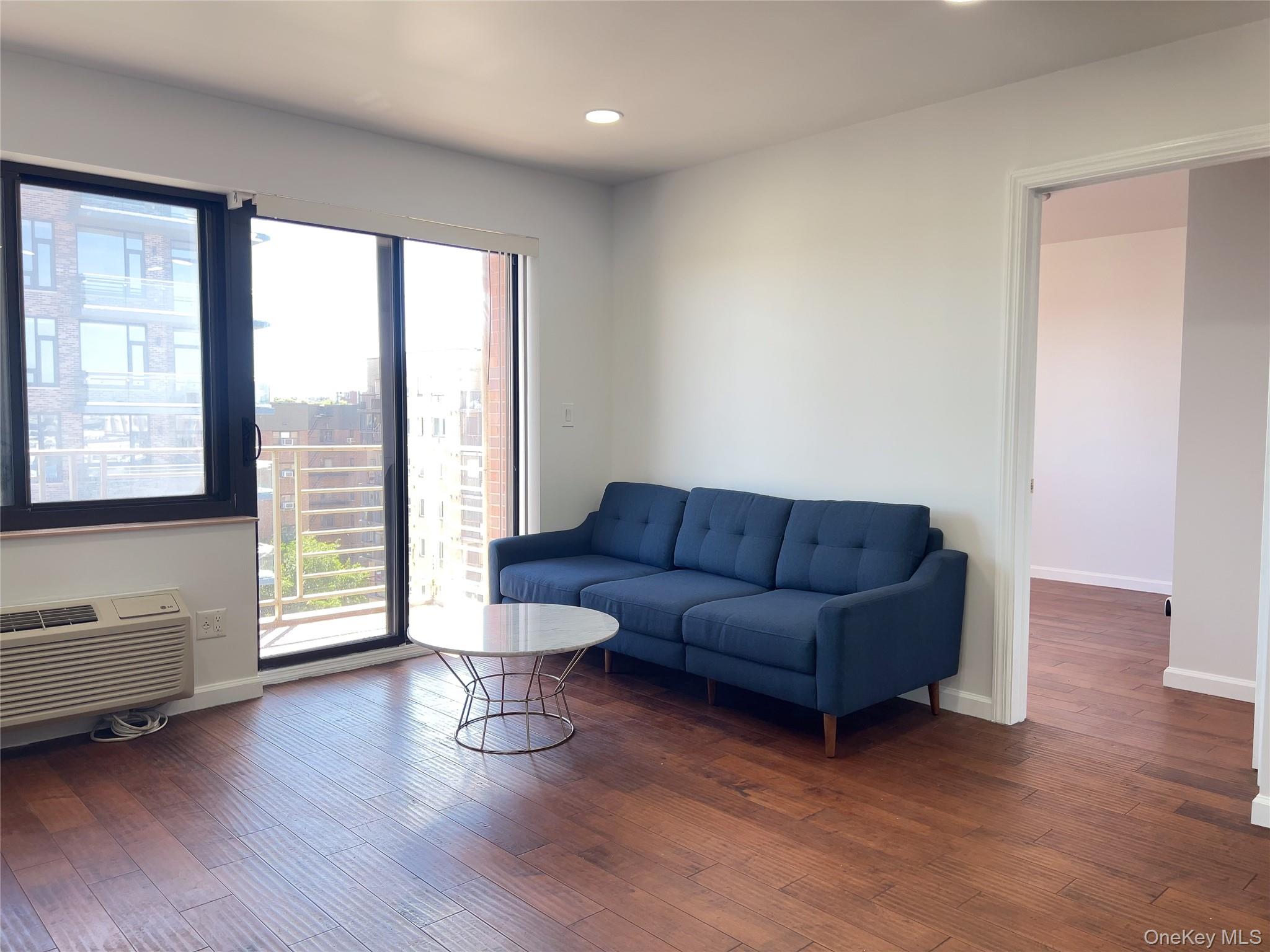 3138 137th Street, Unit 7B photo 2