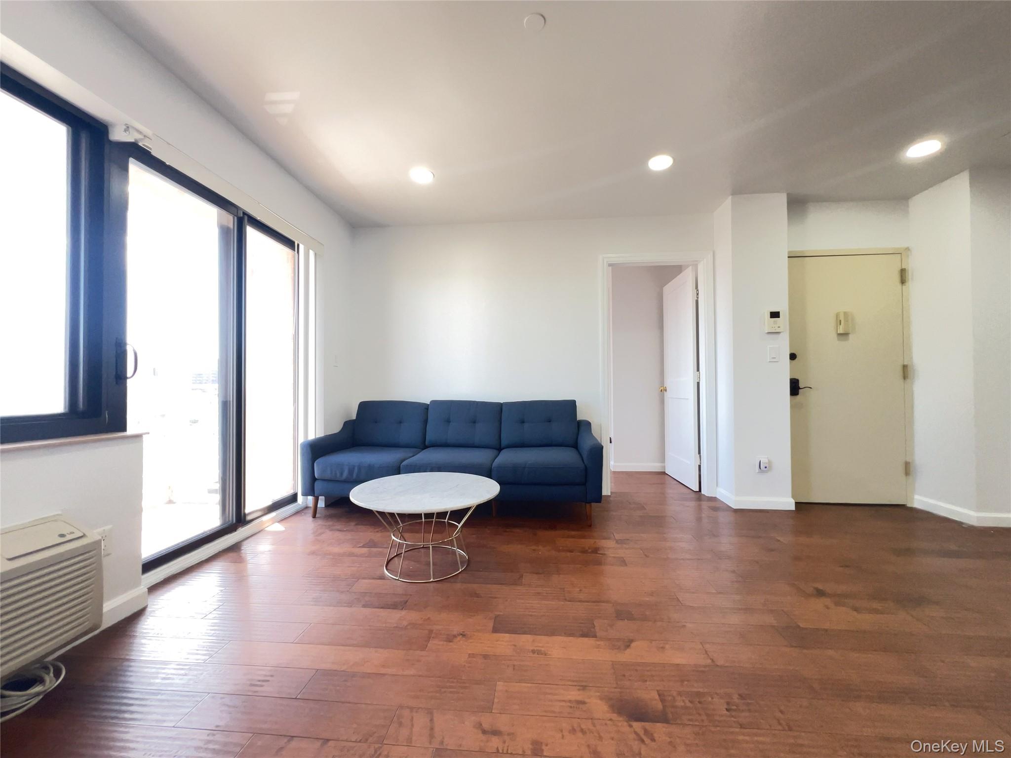 3138 137th Street, Unit 7B photo 3