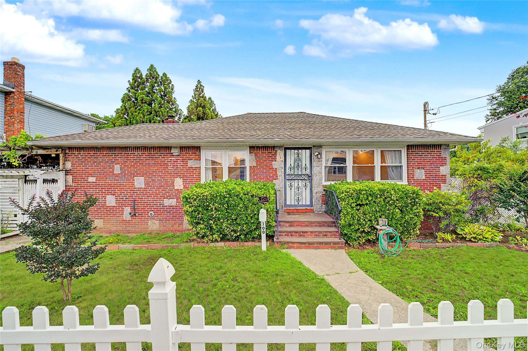 100 Memphis Avenue – For Sale photo 2