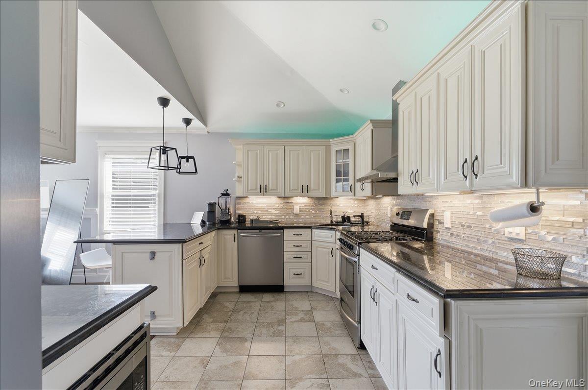34 Polk Street – For Sale photo 9