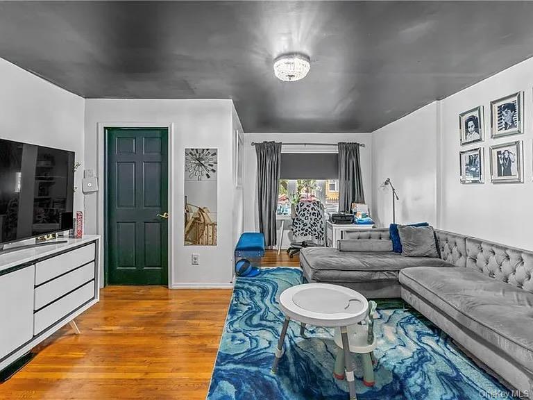1541 E 95th Street – For Sale photo 2