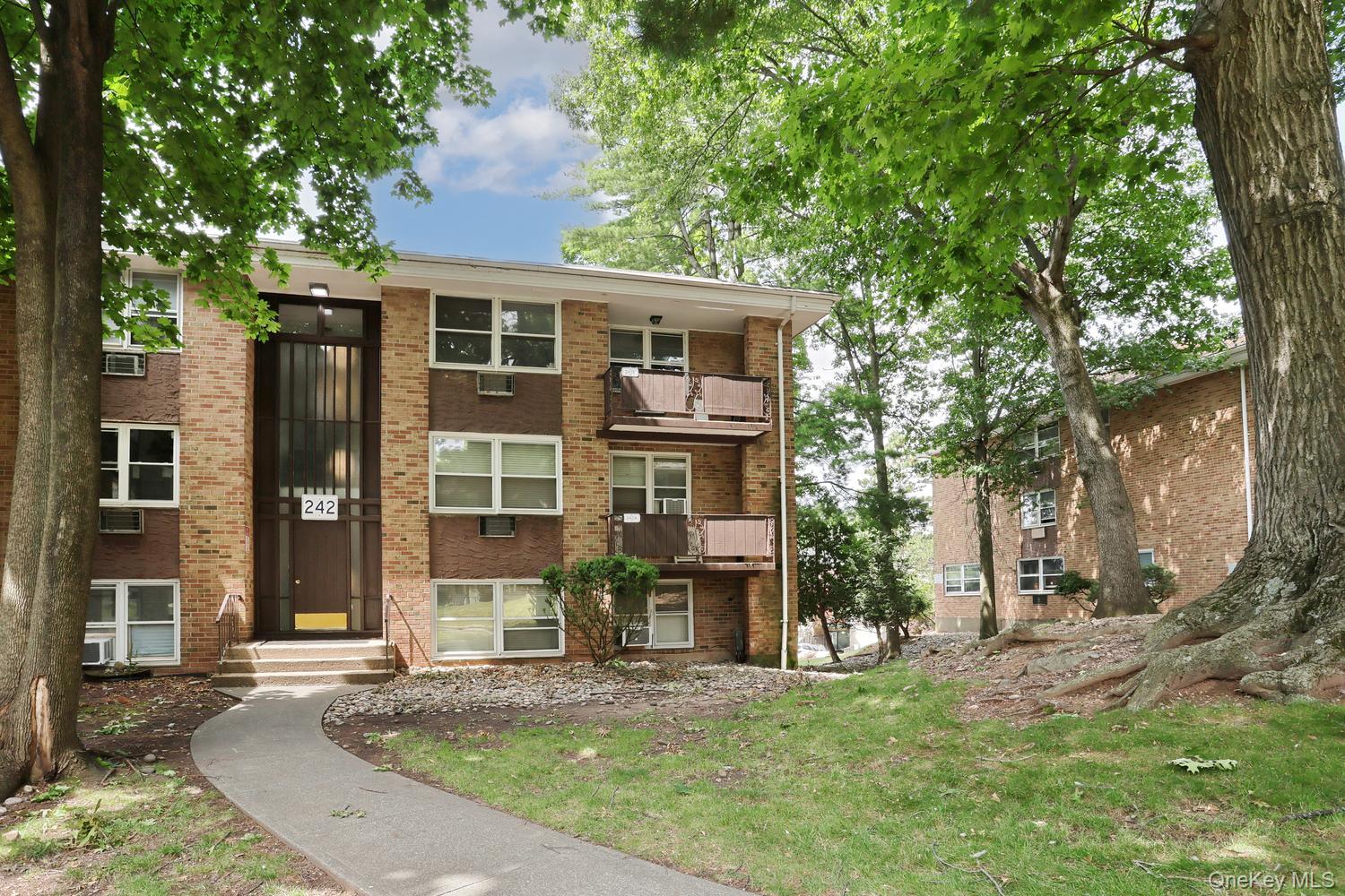 242 Kearsing Parkway, Unit F