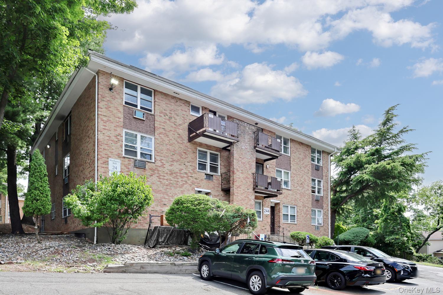 242 Kearsing Parkway, Unit F photo 20