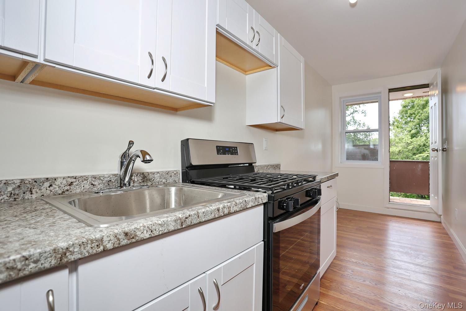 242 Kearsing Parkway, Unit F photo 10