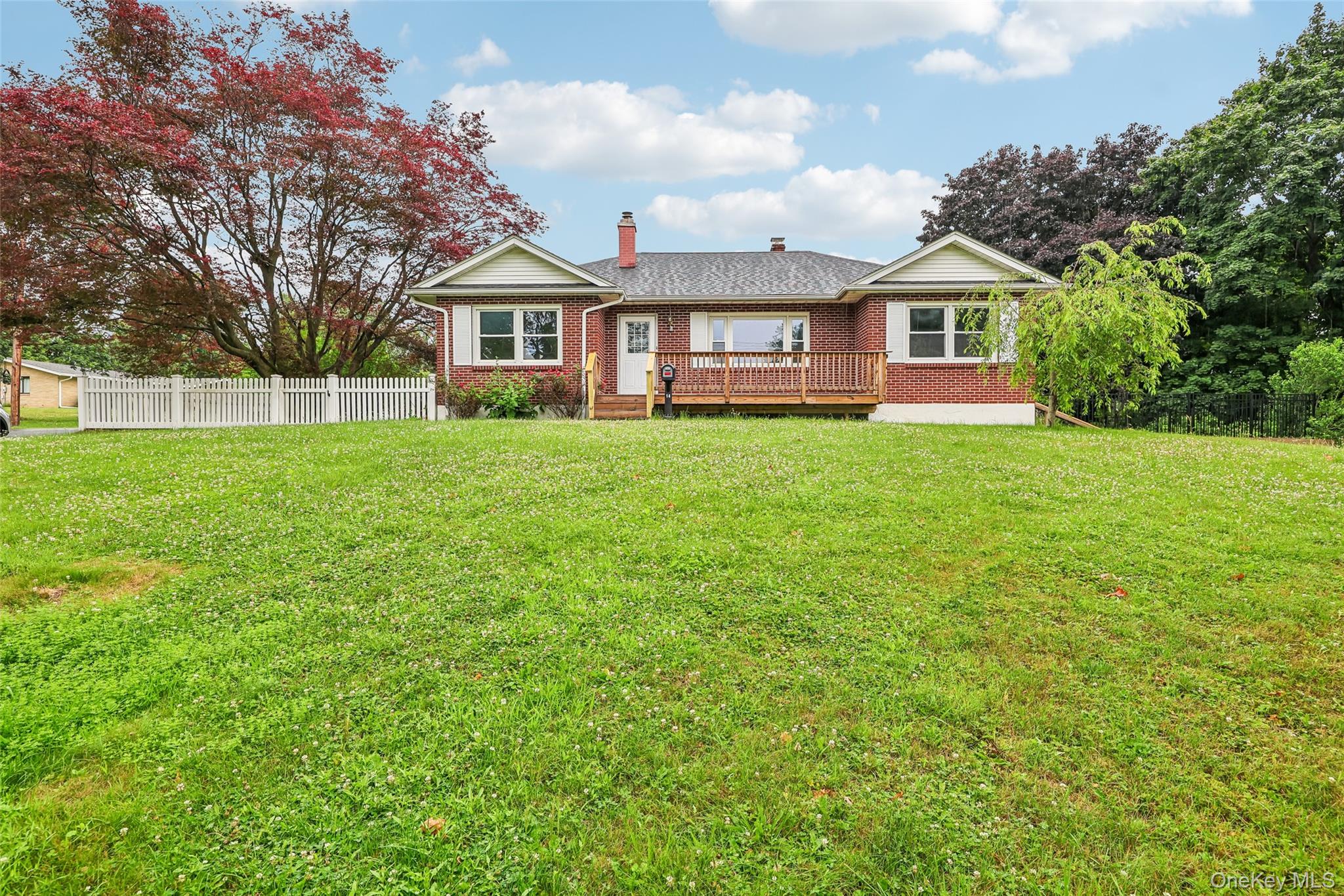 14 Highview Avenue – For Sale photo 2