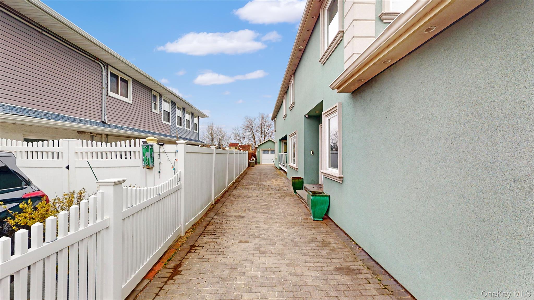 145 Kingston Boulevard – For Sale photo 9