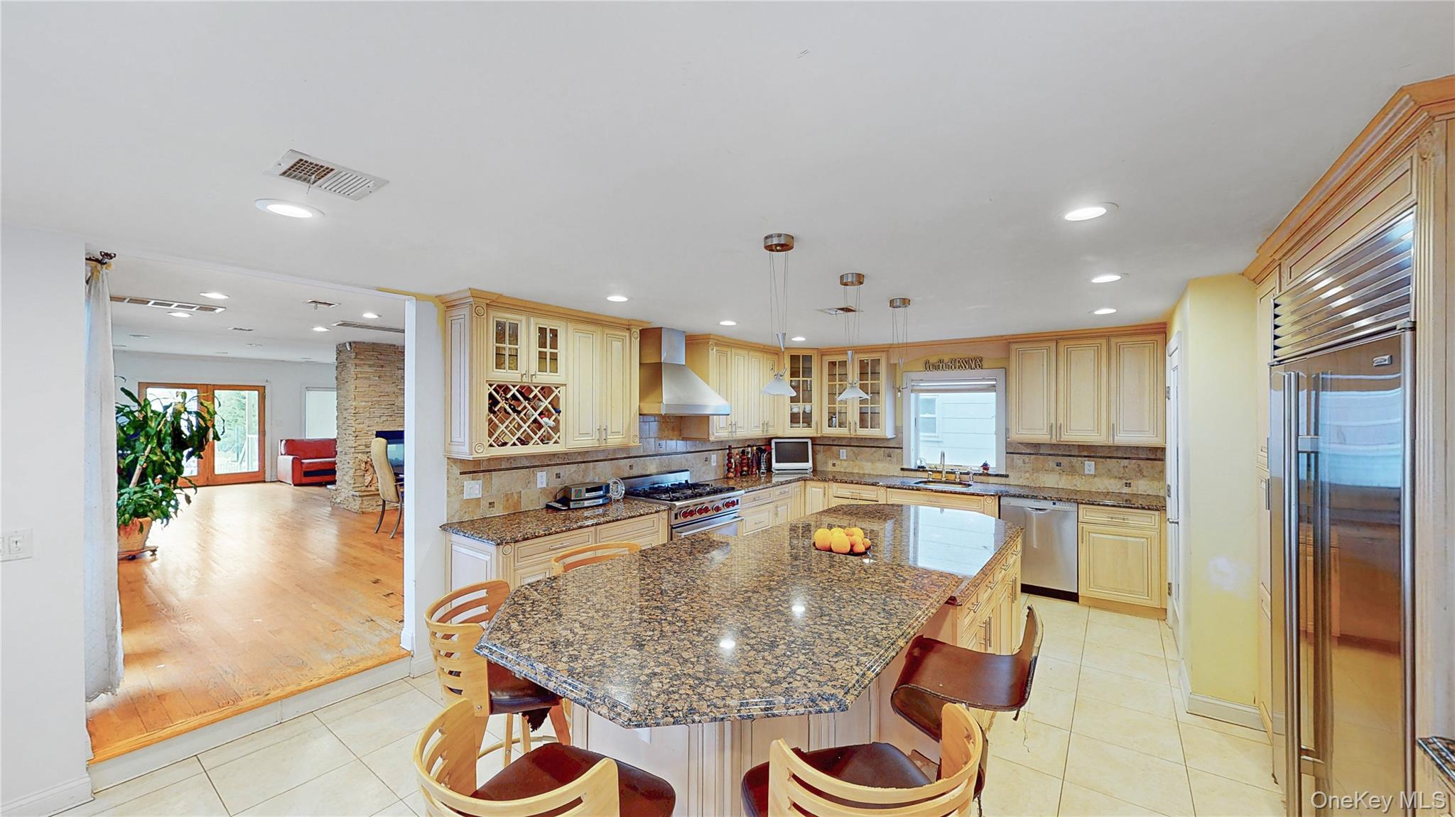 145 Kingston Boulevard – For Sale photo 3